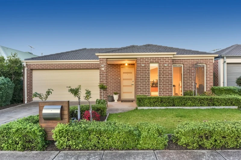 16 Fresh View Drive, Tarneit, VIC 3029