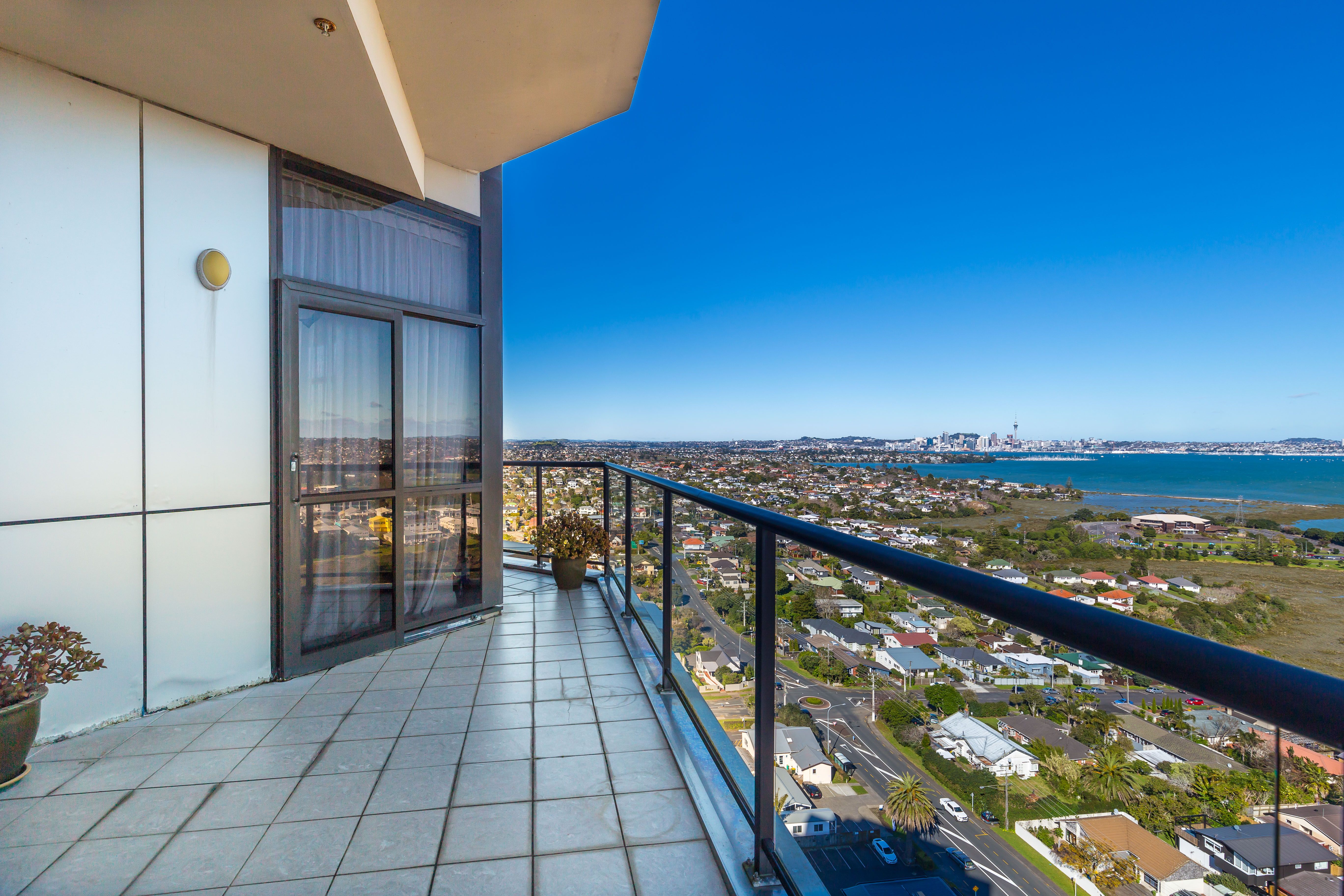 20C/9-17 Byron Avenue, Takapuna, North Shore City