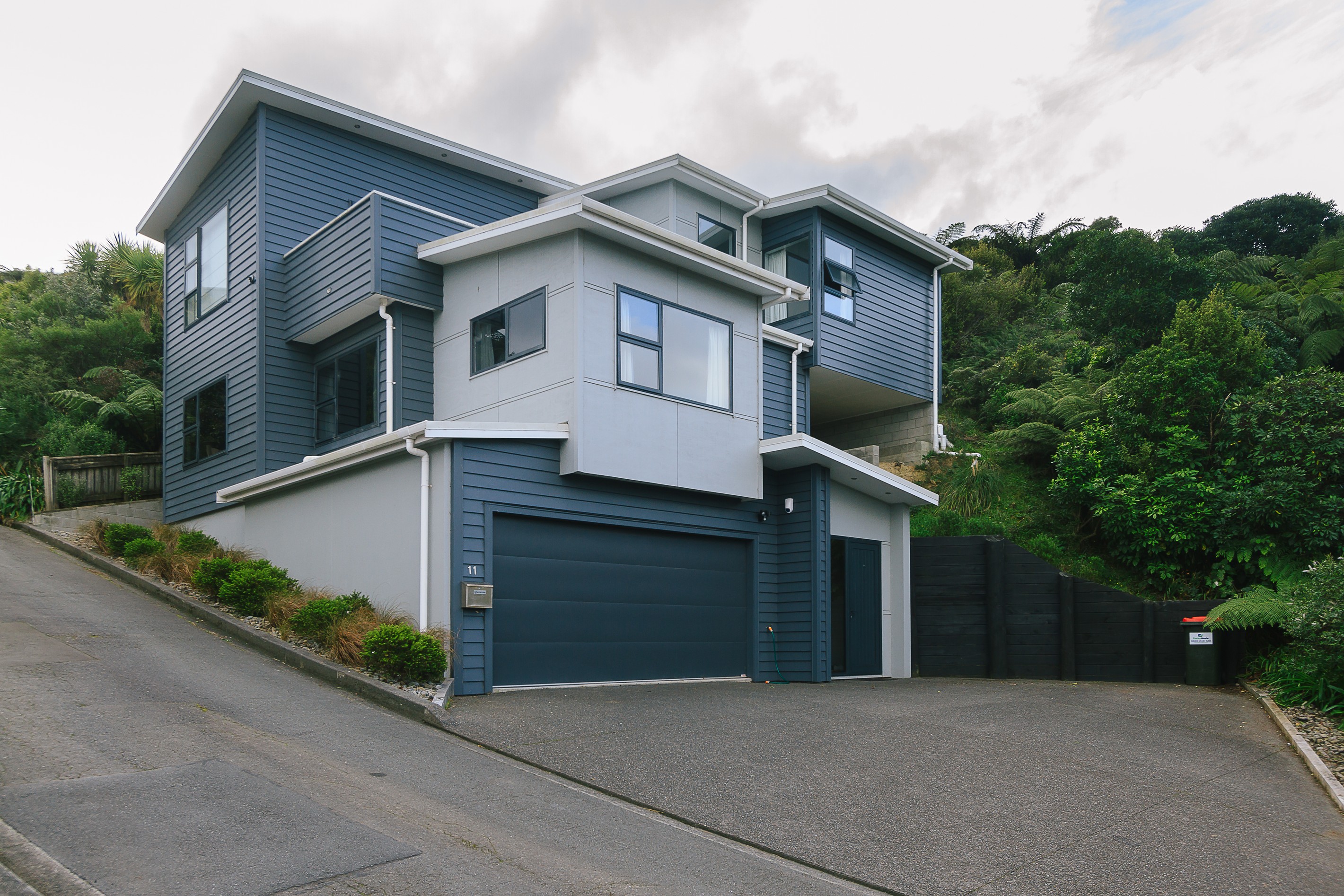 11 Avonlea Grove, Belmont, Lower Hutt City