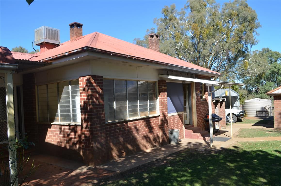 699 Wee Jasper Road, Tumut, NSW 2720