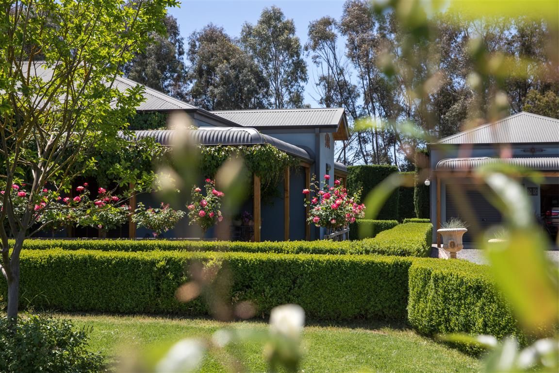 30 Bassetts Lane, Tumut, NSW 2720