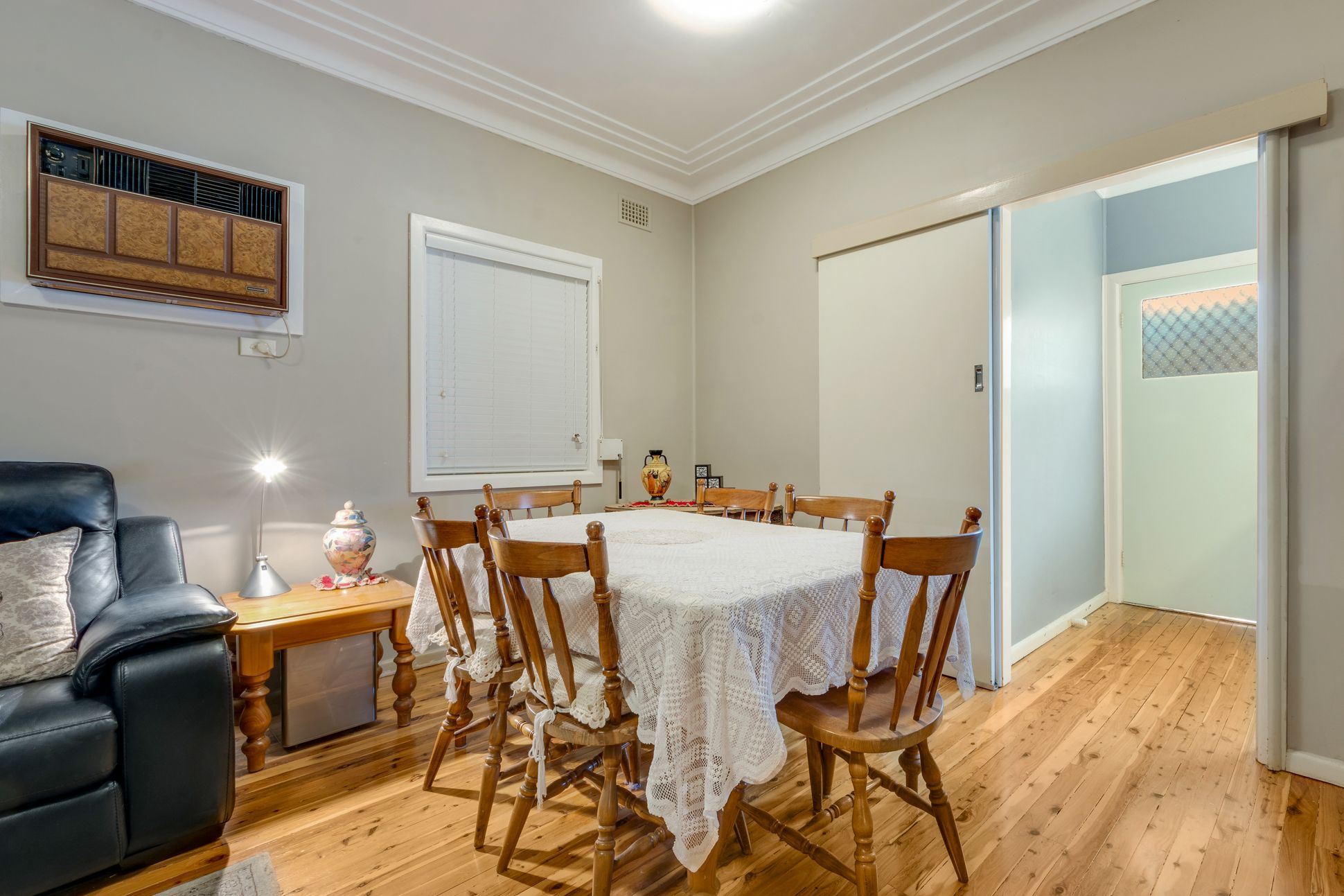 Campbelltown, NSW 2560