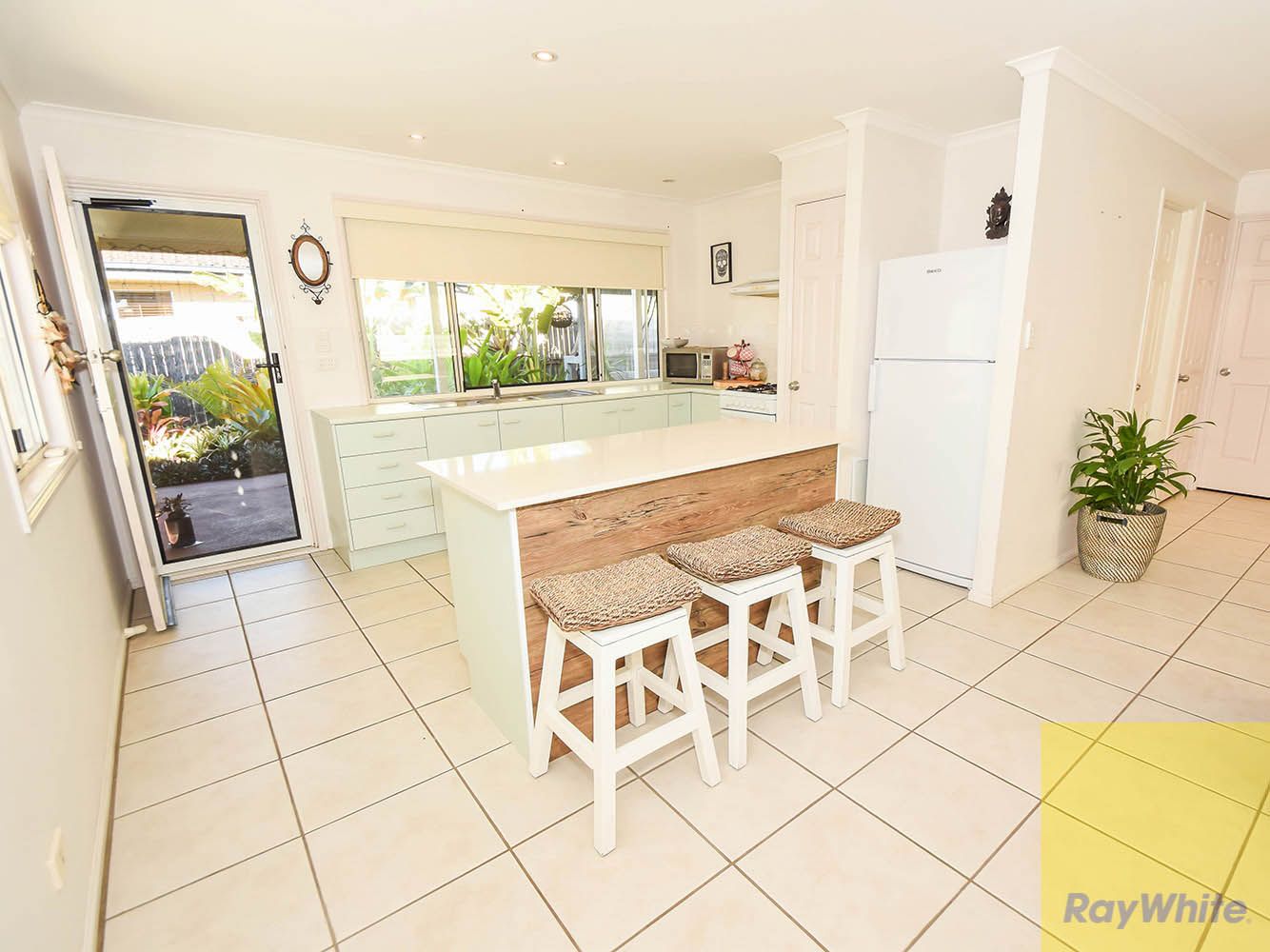2 Vivigani Street, Bli Bli QLD 4560