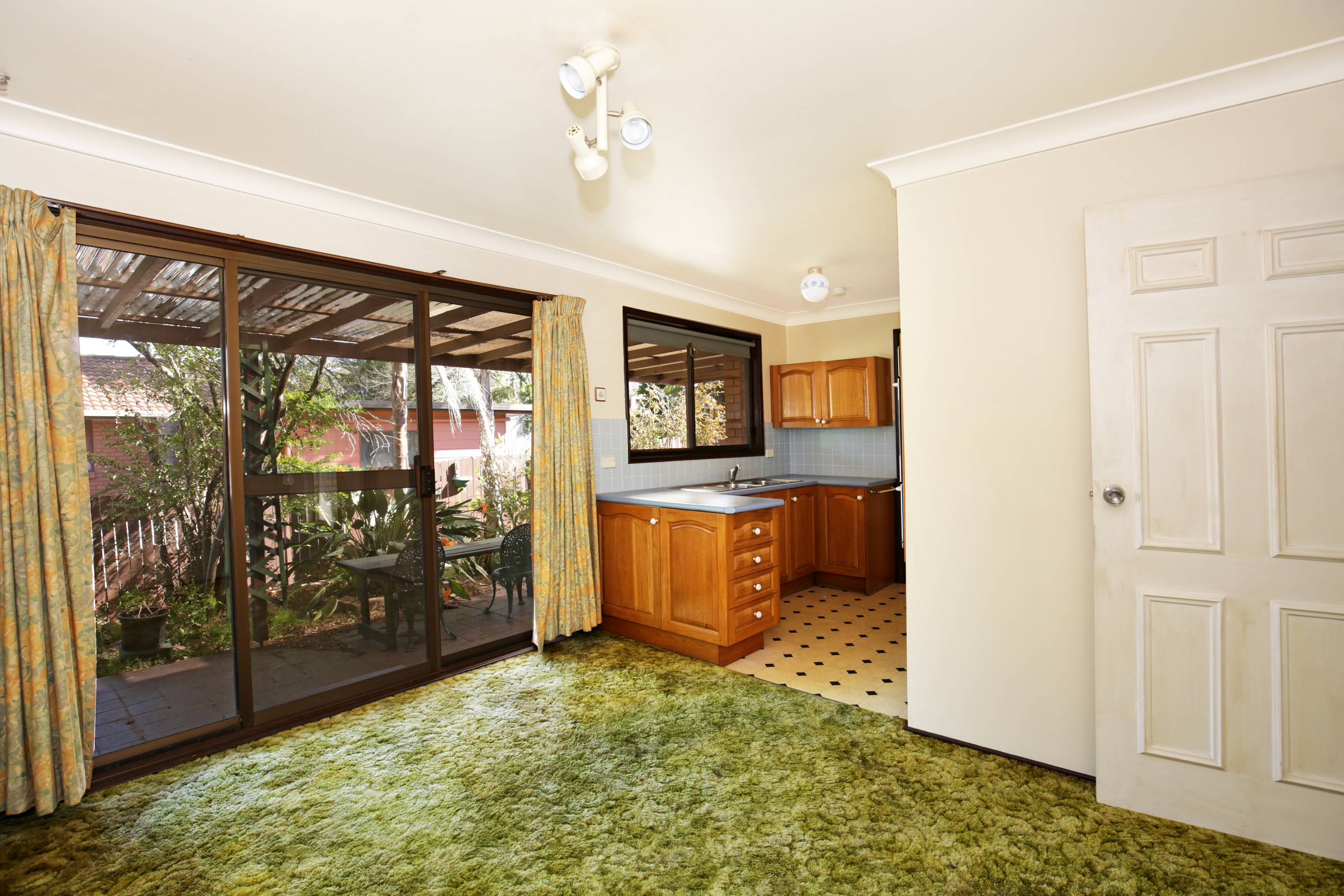 8 Yurunga Drive, North Nowra, NSW 2541