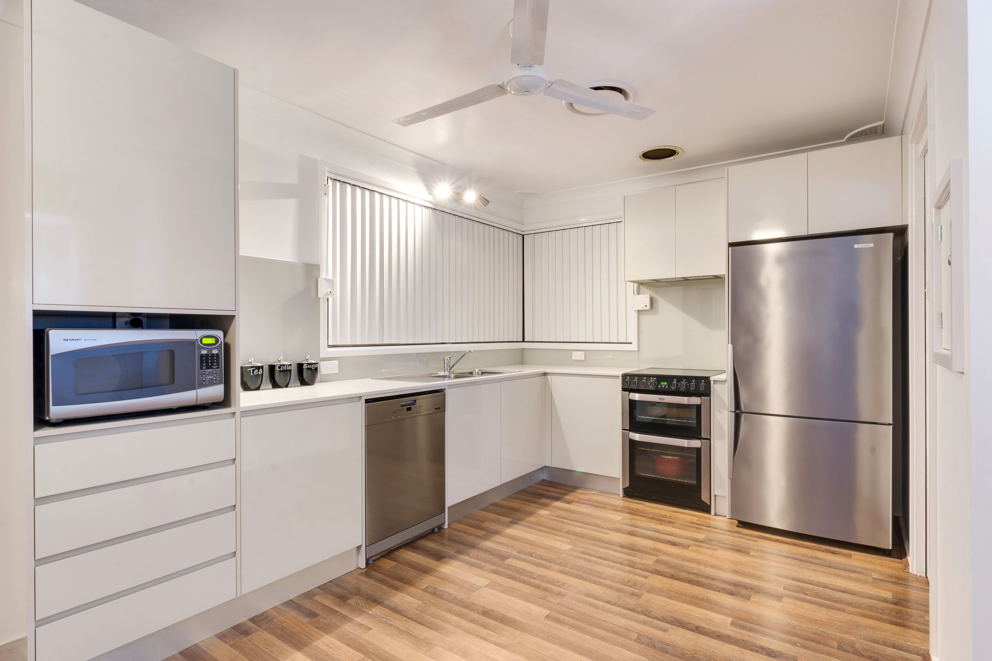 Campbelltown, NSW 2560