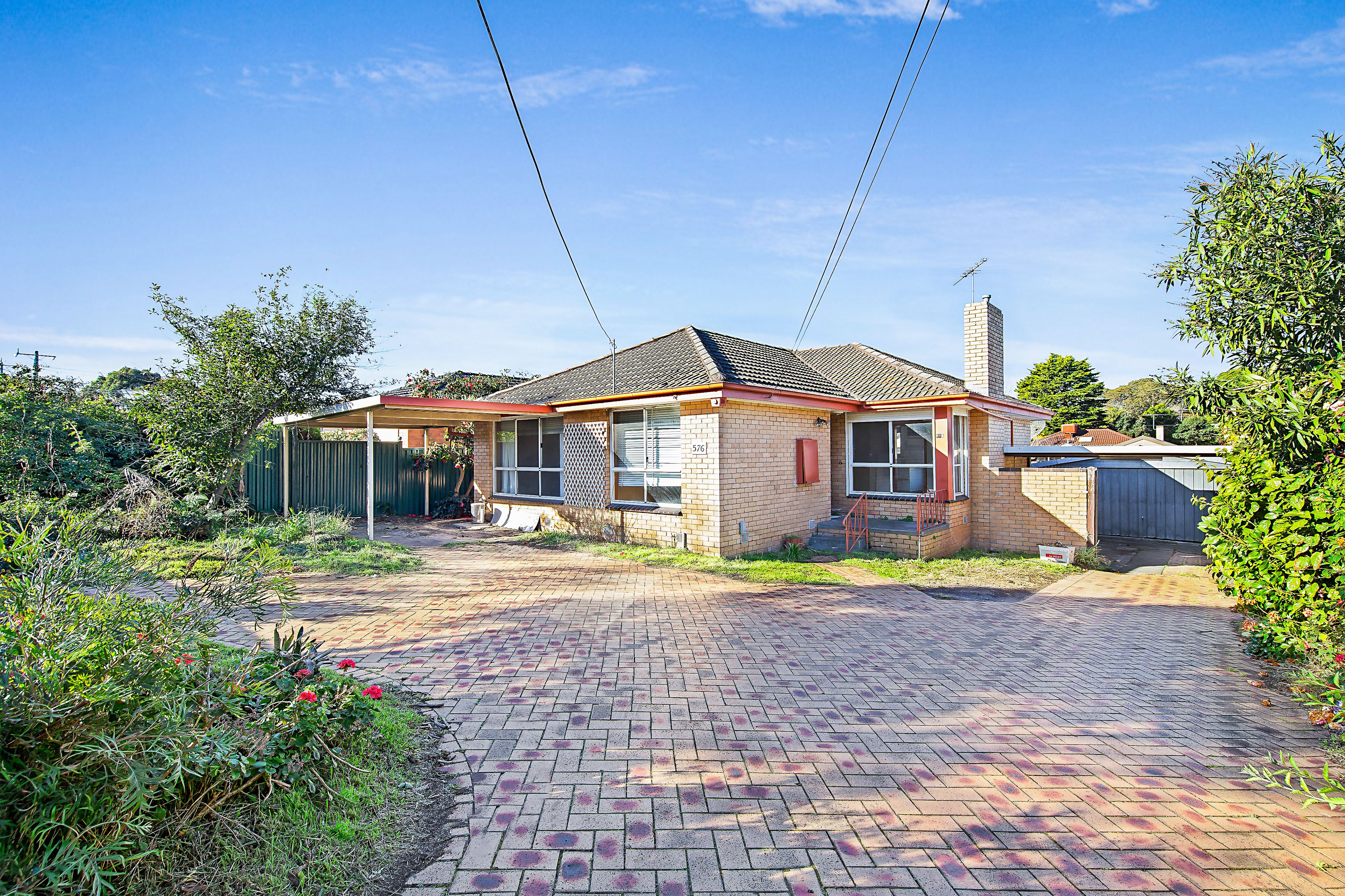 576 Blackburn Road, Glen Waverley VIC 3150
