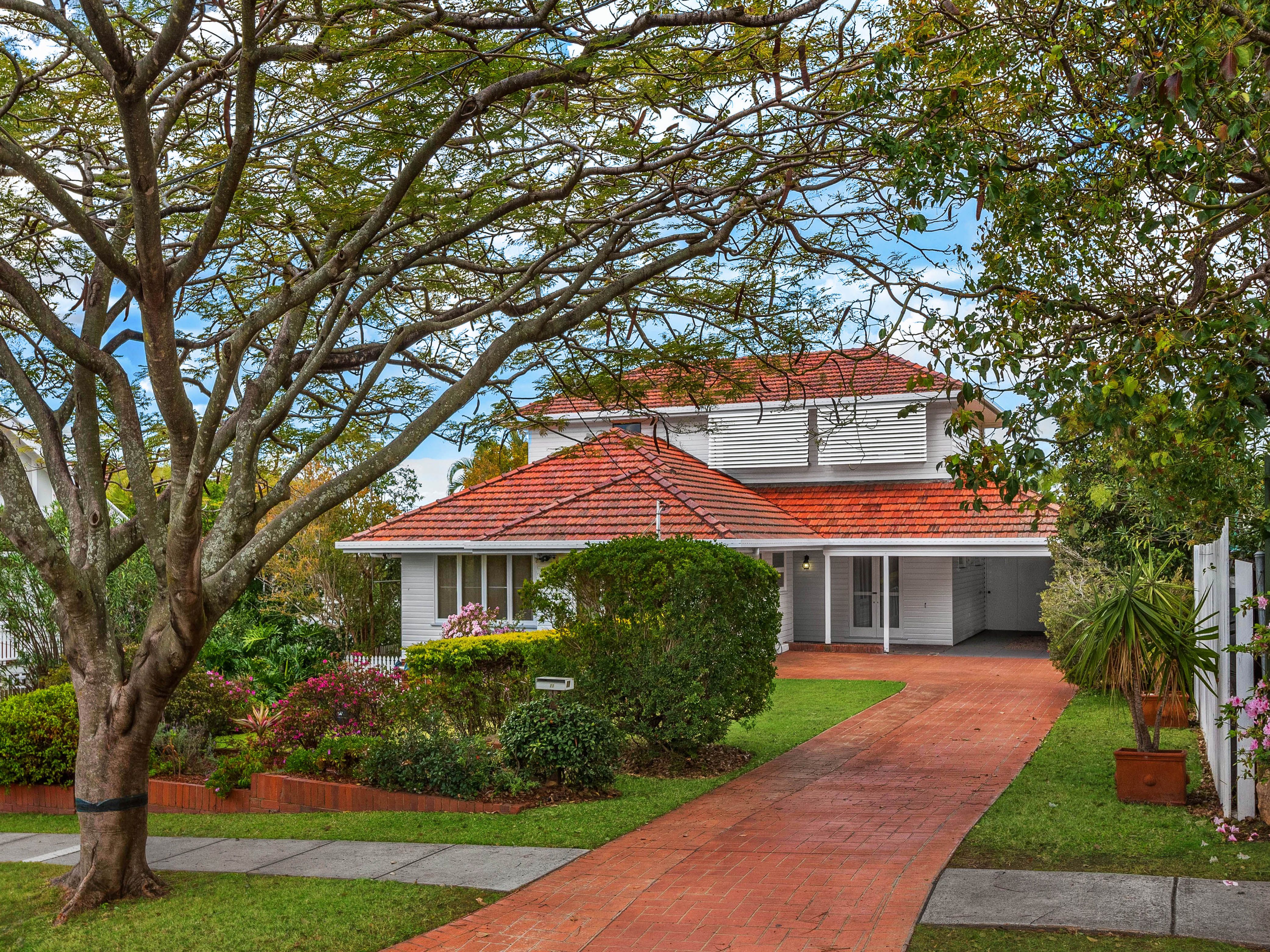 11 Liverpool Road, Clayfield, QLD 4011