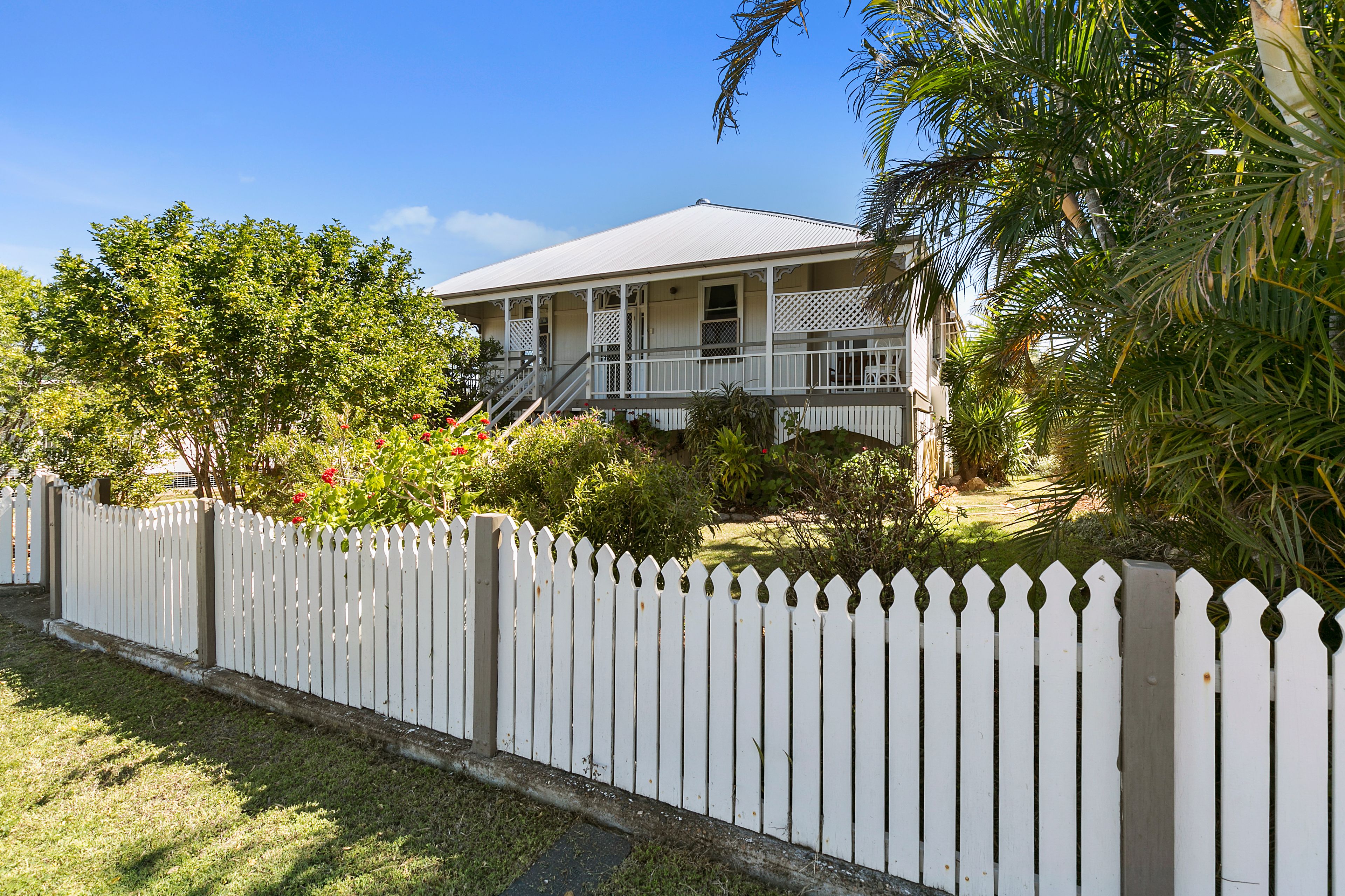 41 Alice Street, Silkstone QLD 4304