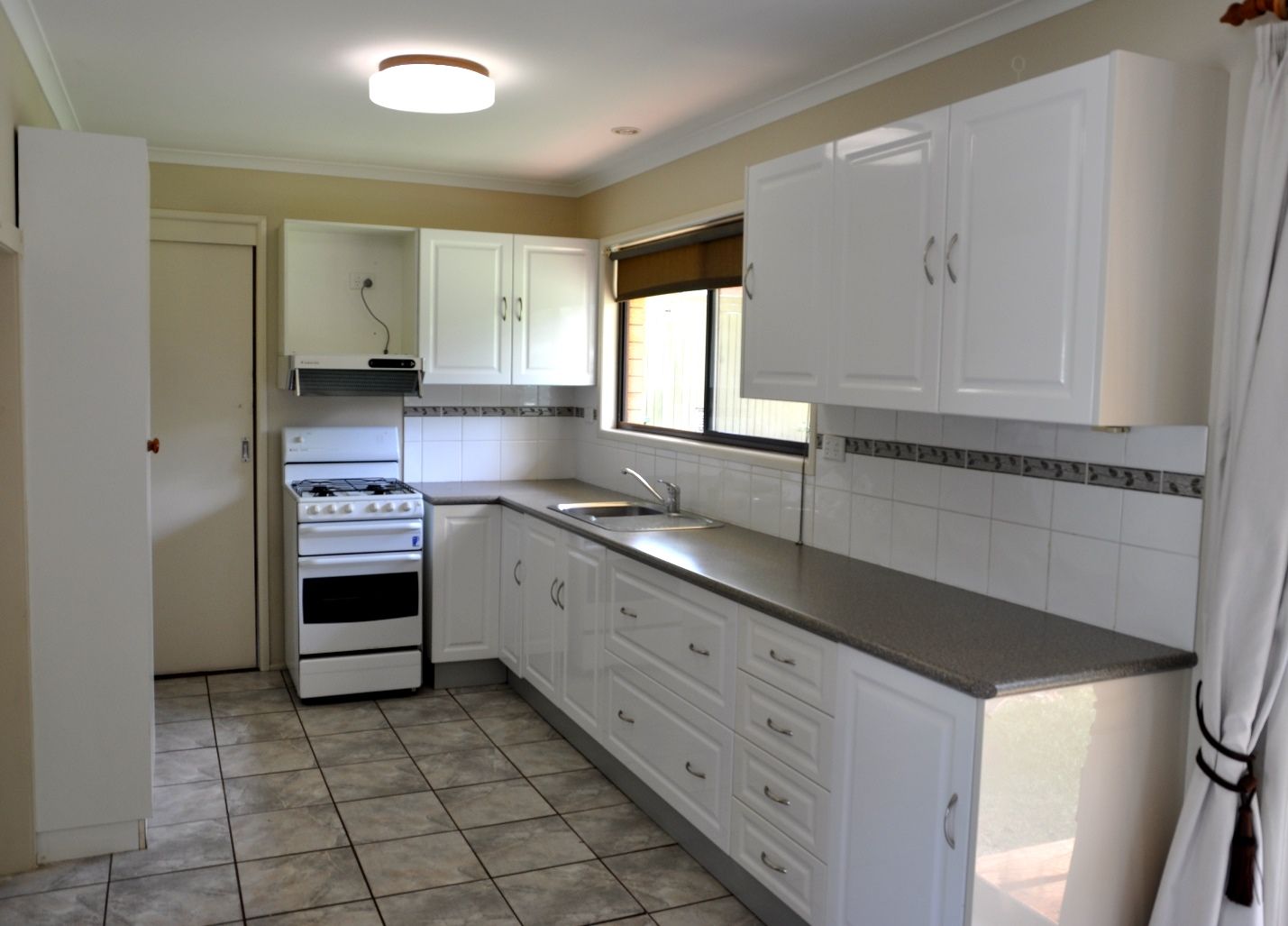 29 Nellie Street, Centenary Heights, QLD 4350