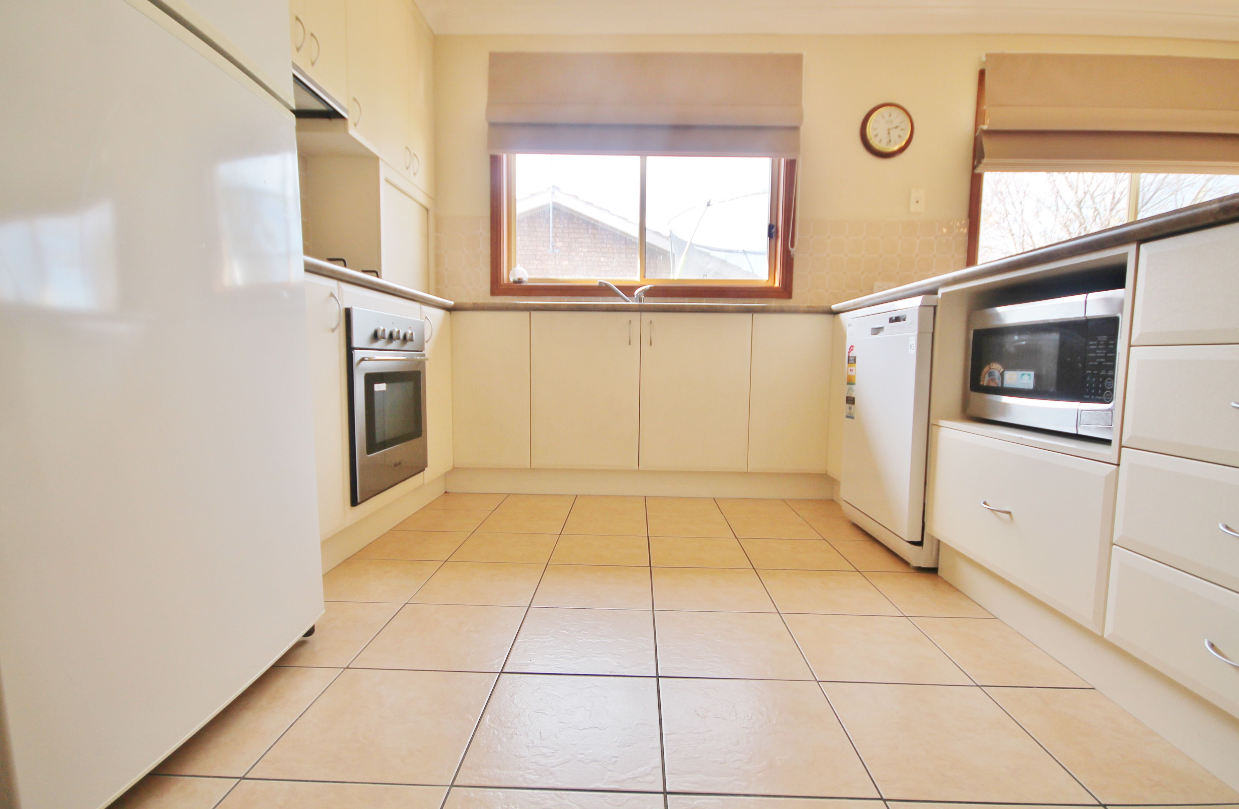 30 Dwyer Drive, Young, NSW 2594