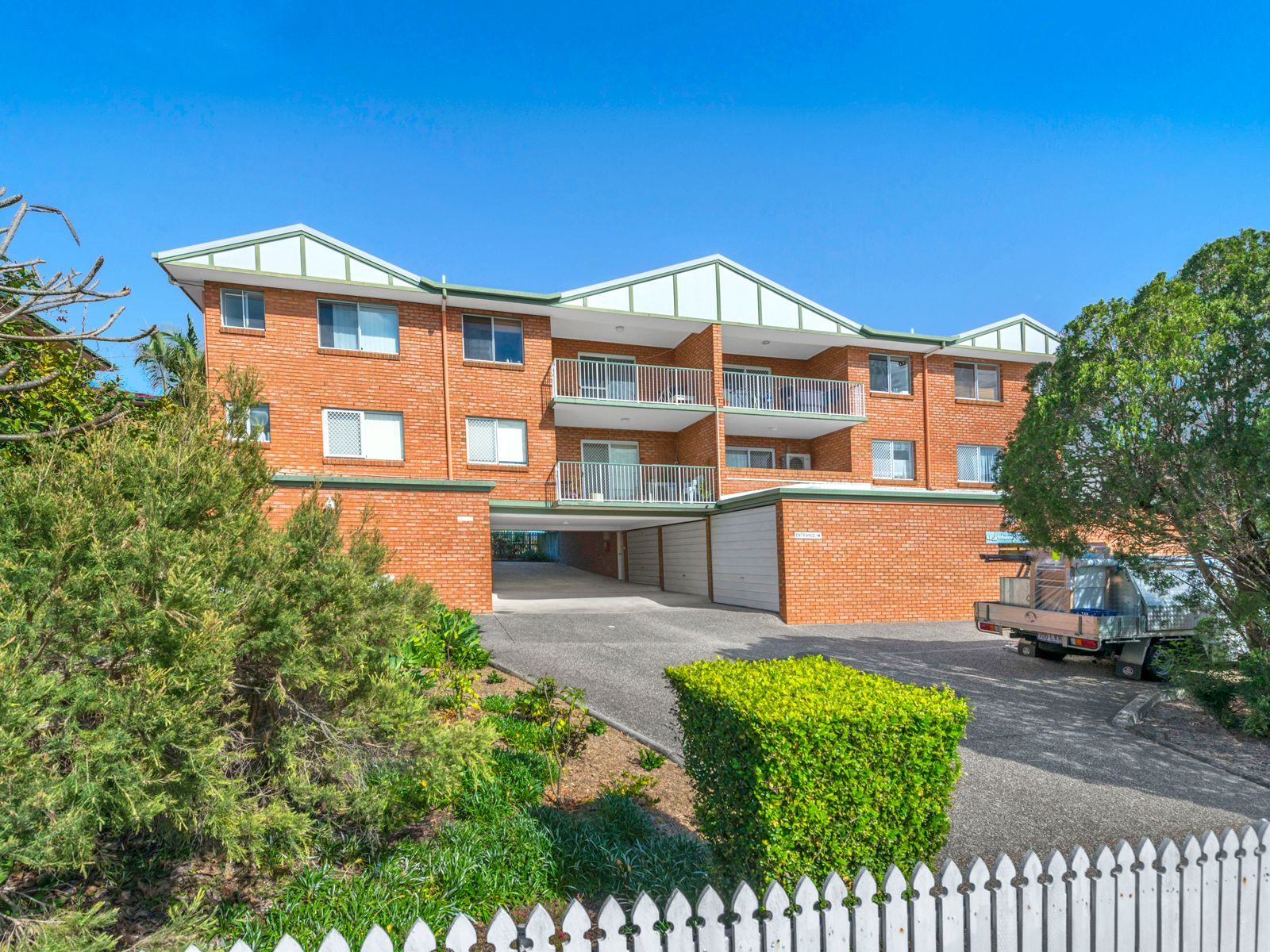 63 Shakespeare Street, Coorparoo QLD 4151