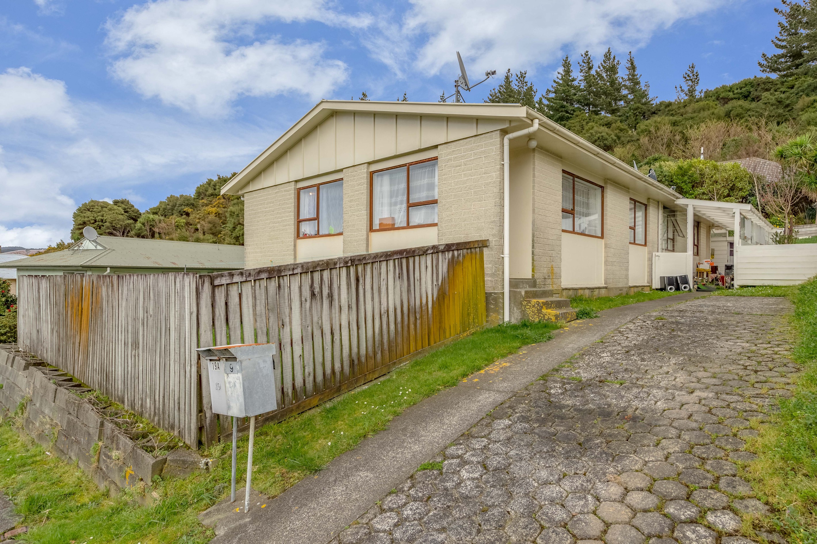 19A Newburn Grove, Wainuiomata, Lower Hutt City