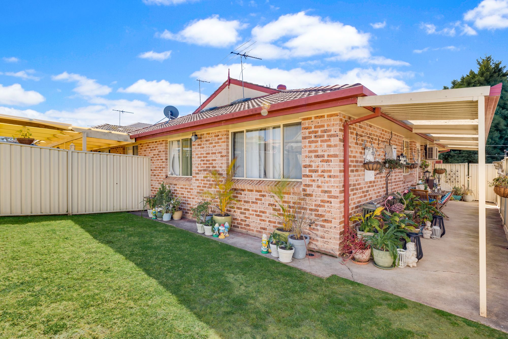 11 Pontiac Place, Ingleburn NSW 2565