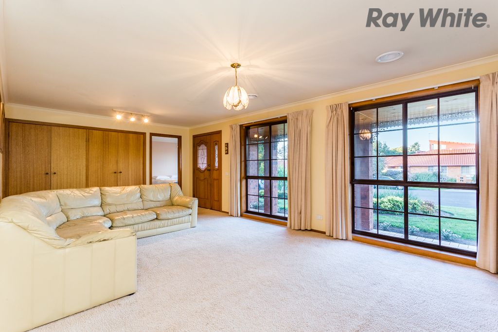 16 Constellation Court, Taylors Lakes, VIC 3038