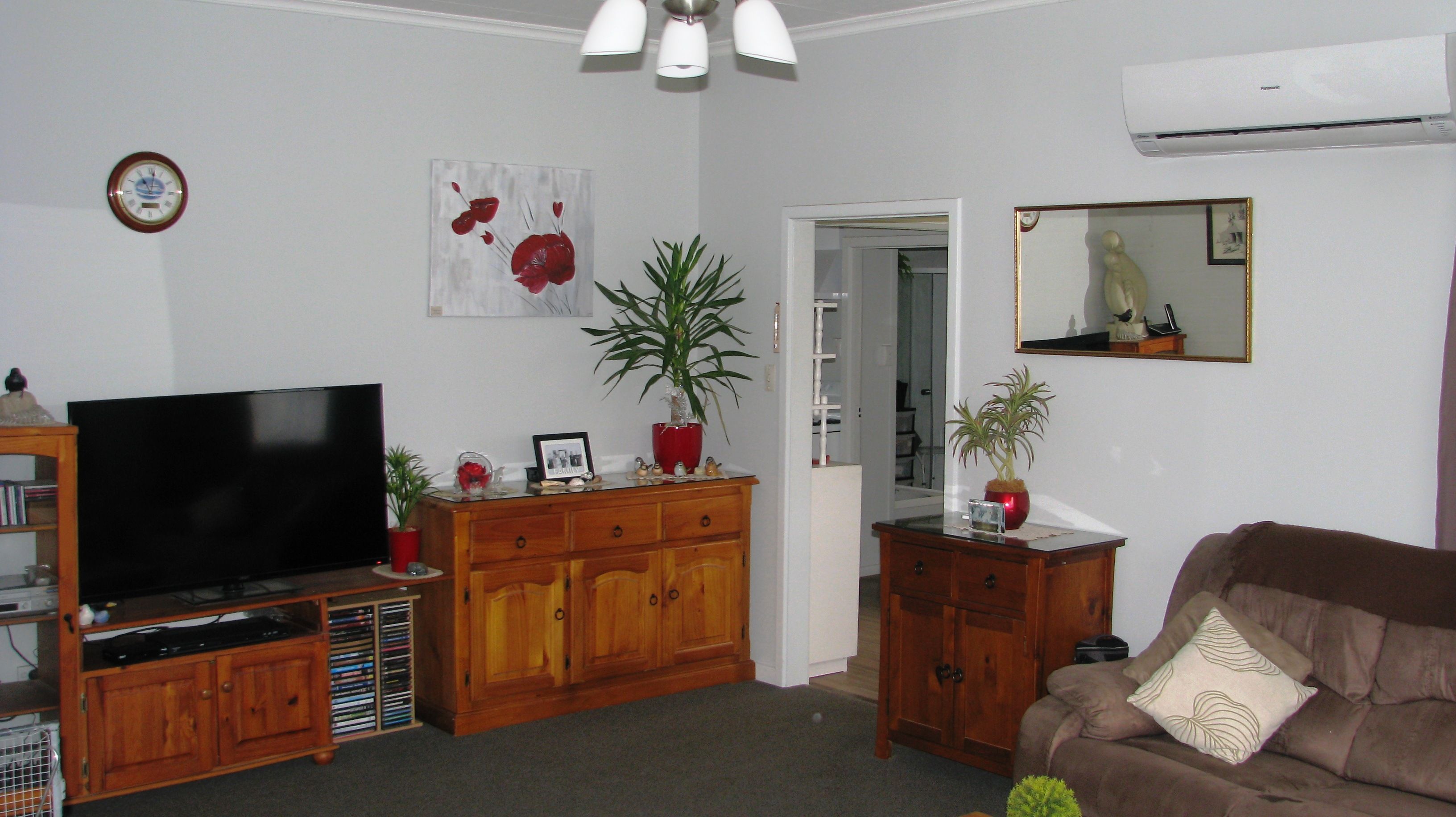 23 Oxford Street, Hampstead, Ashburton District