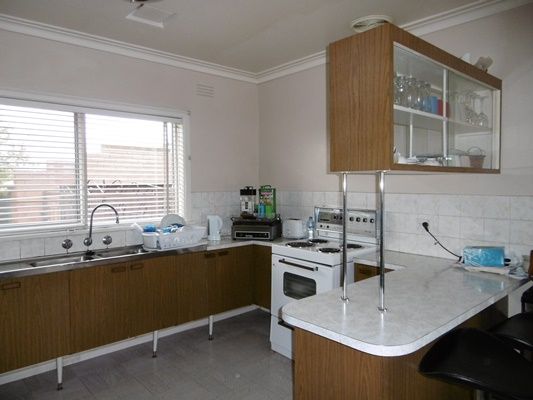 9 Ruthven Crescent, Lalor, VIC 3075