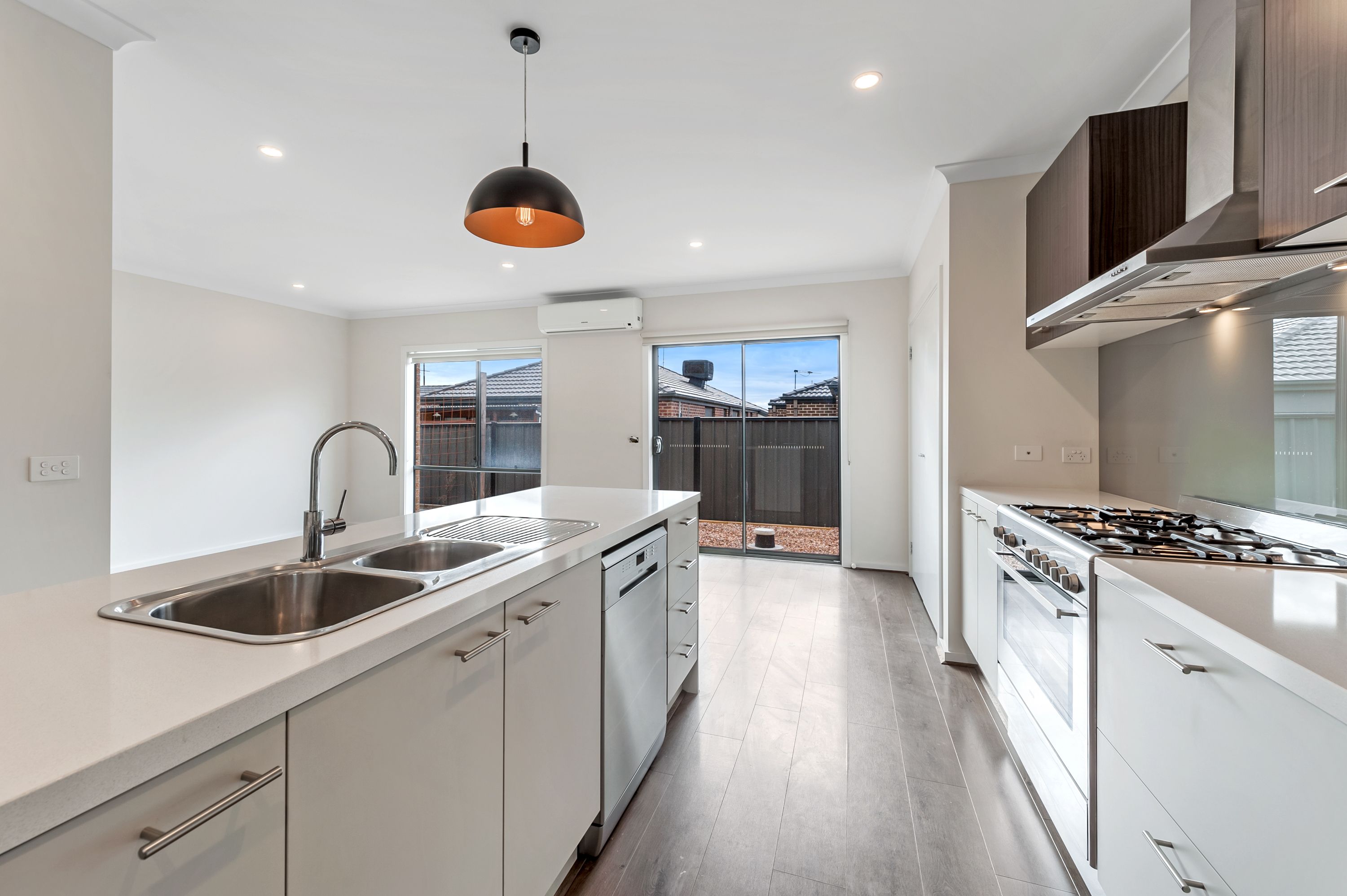 5 Iceberg Drive, MERNDA, VIC 3754