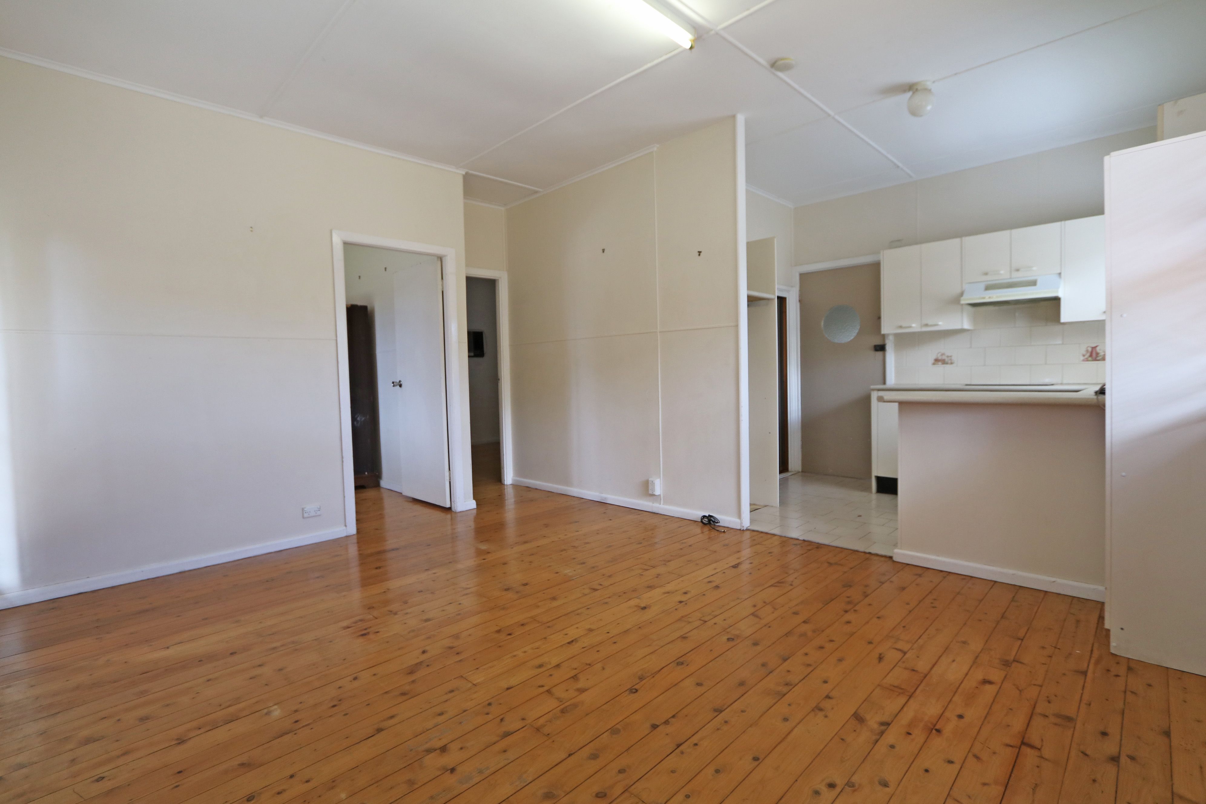 131 Tuggerawong Road, Wyongah, NSW 2259