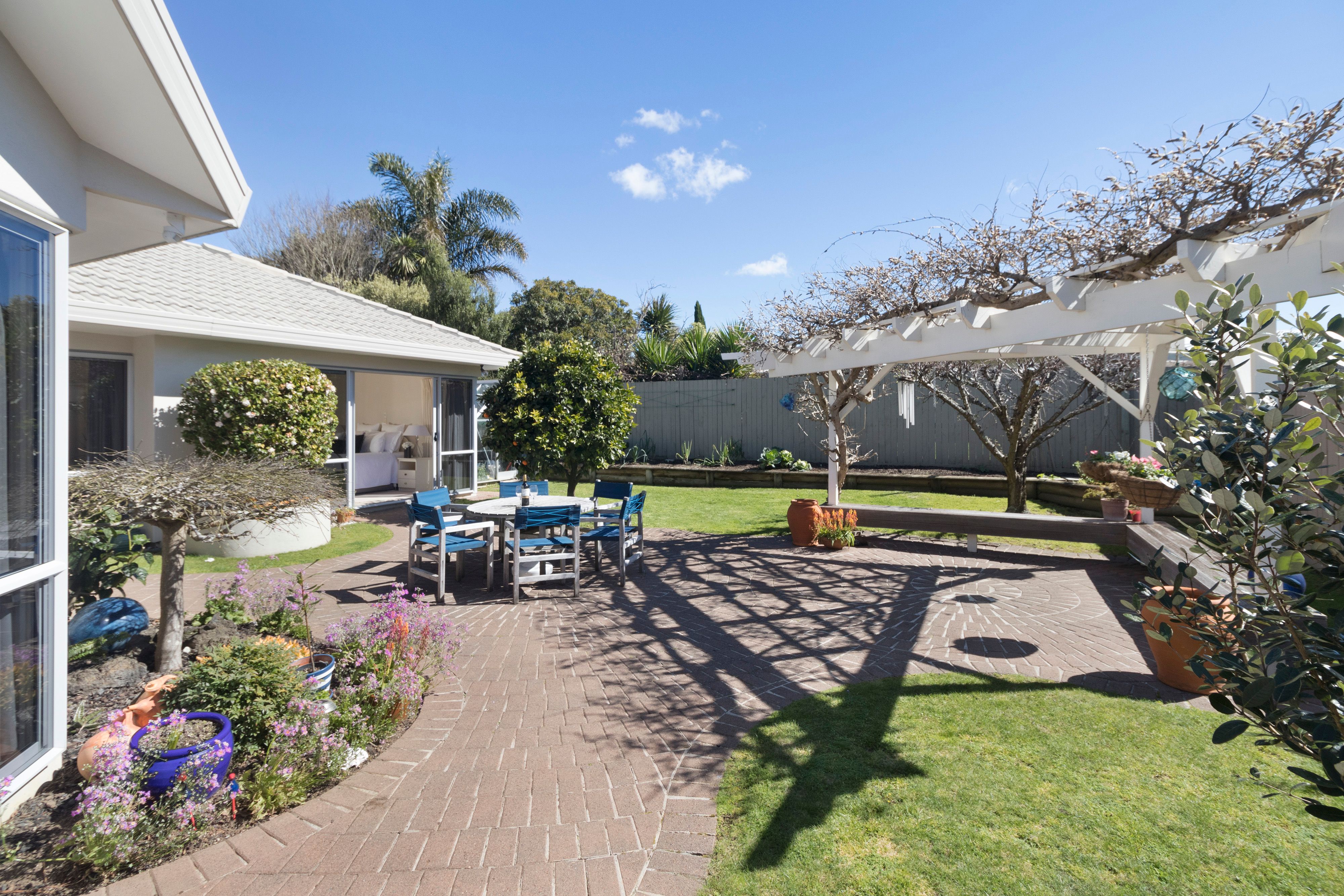 13 Driscoll Place, Farm Cove, Manukau City