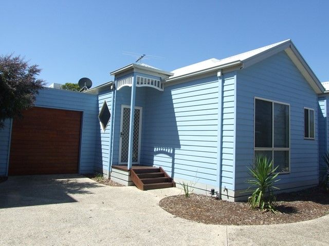 12 Grandview Grove, Cowes VIC 3922