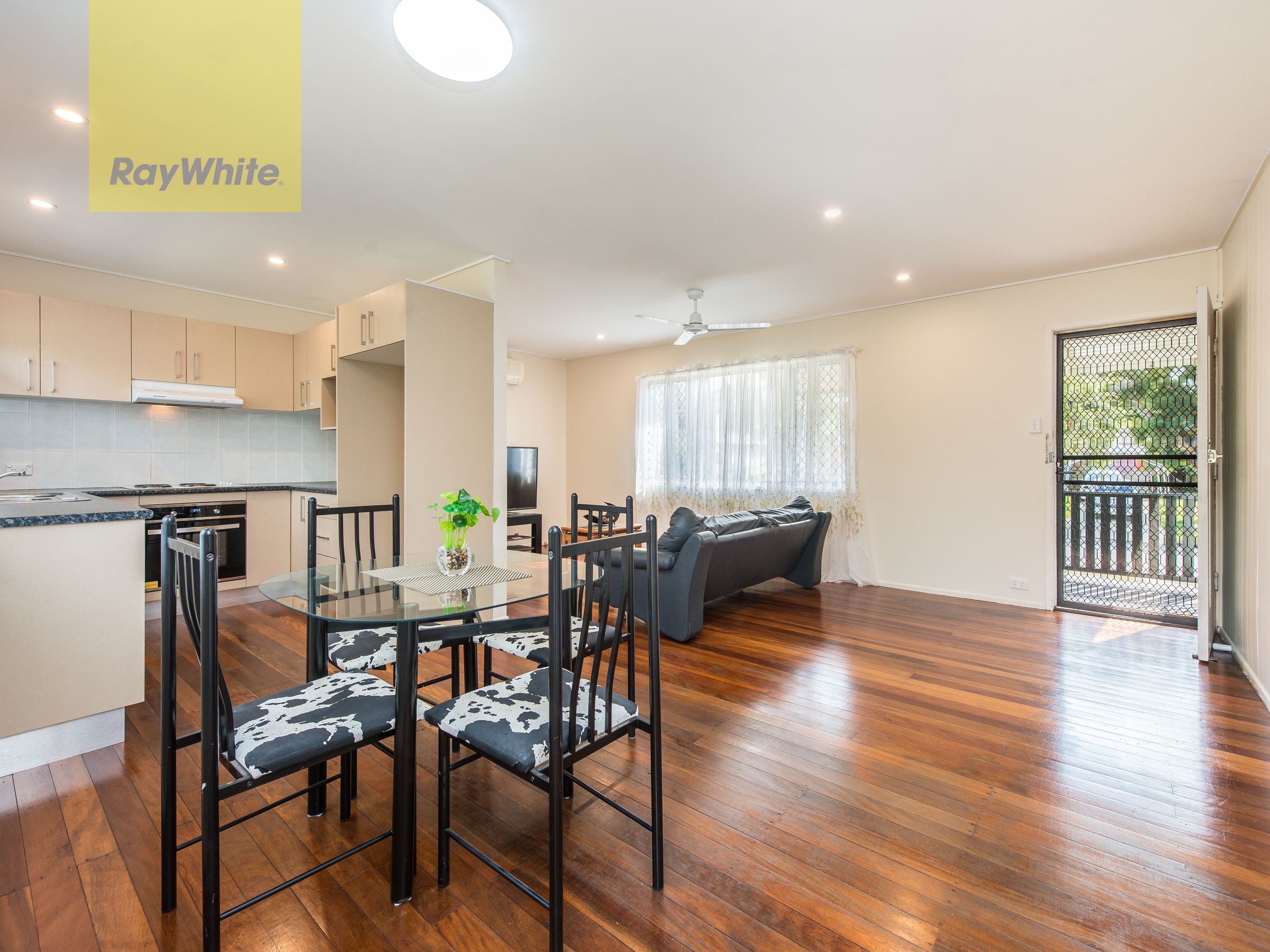 25 Finlay Street, Slacks Creek, QLD 4127