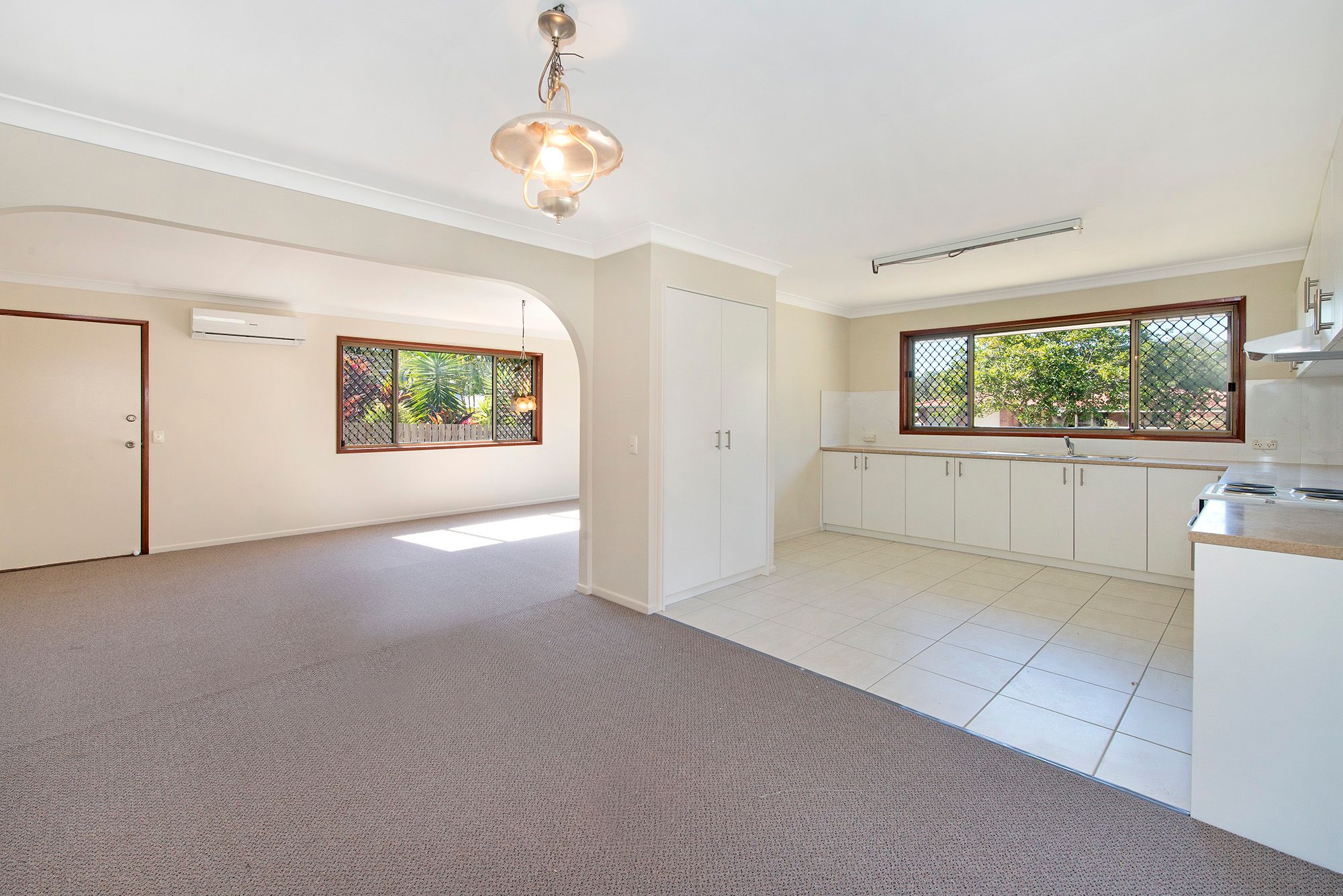 6 Norham Court, Carindale, QLD 4152