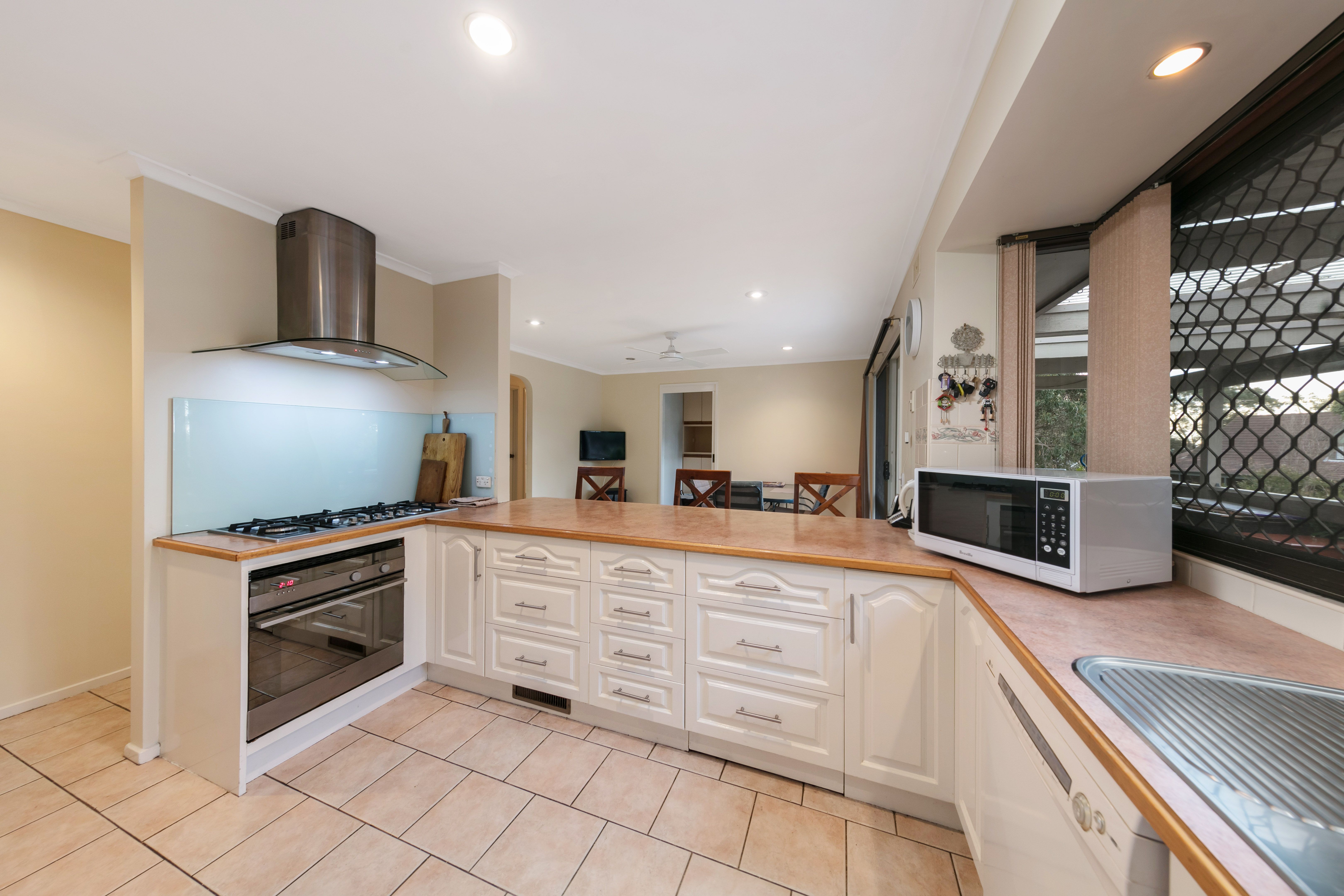 1 Burramine Court, Frankston South, VIC 3199