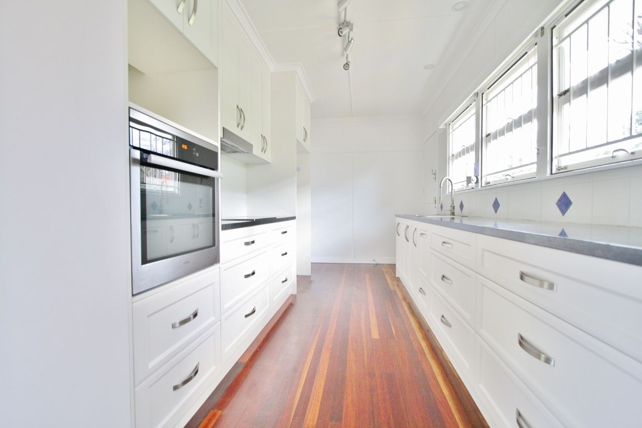 114 Creek Road, Mount Gravatt East, QLD 4122