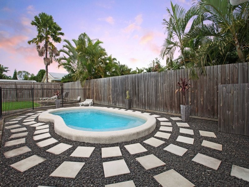 5 Dolphin Close, Kewarra Beach, QLD 4879