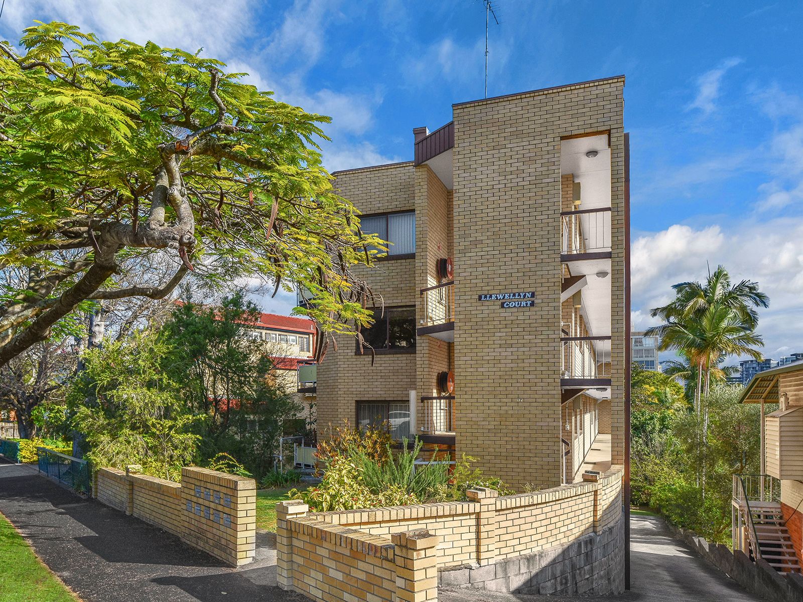 17 Llewellyn Street, New Farm QLD 4005