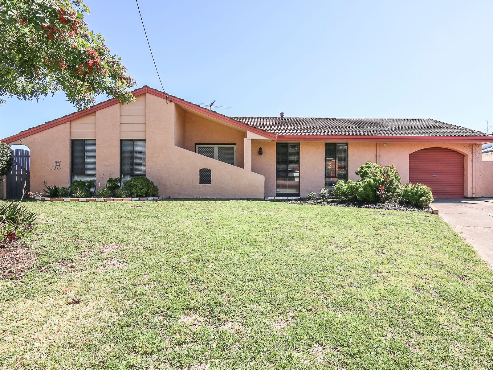 22 Mackay Way, Hillarys, WA 6025
