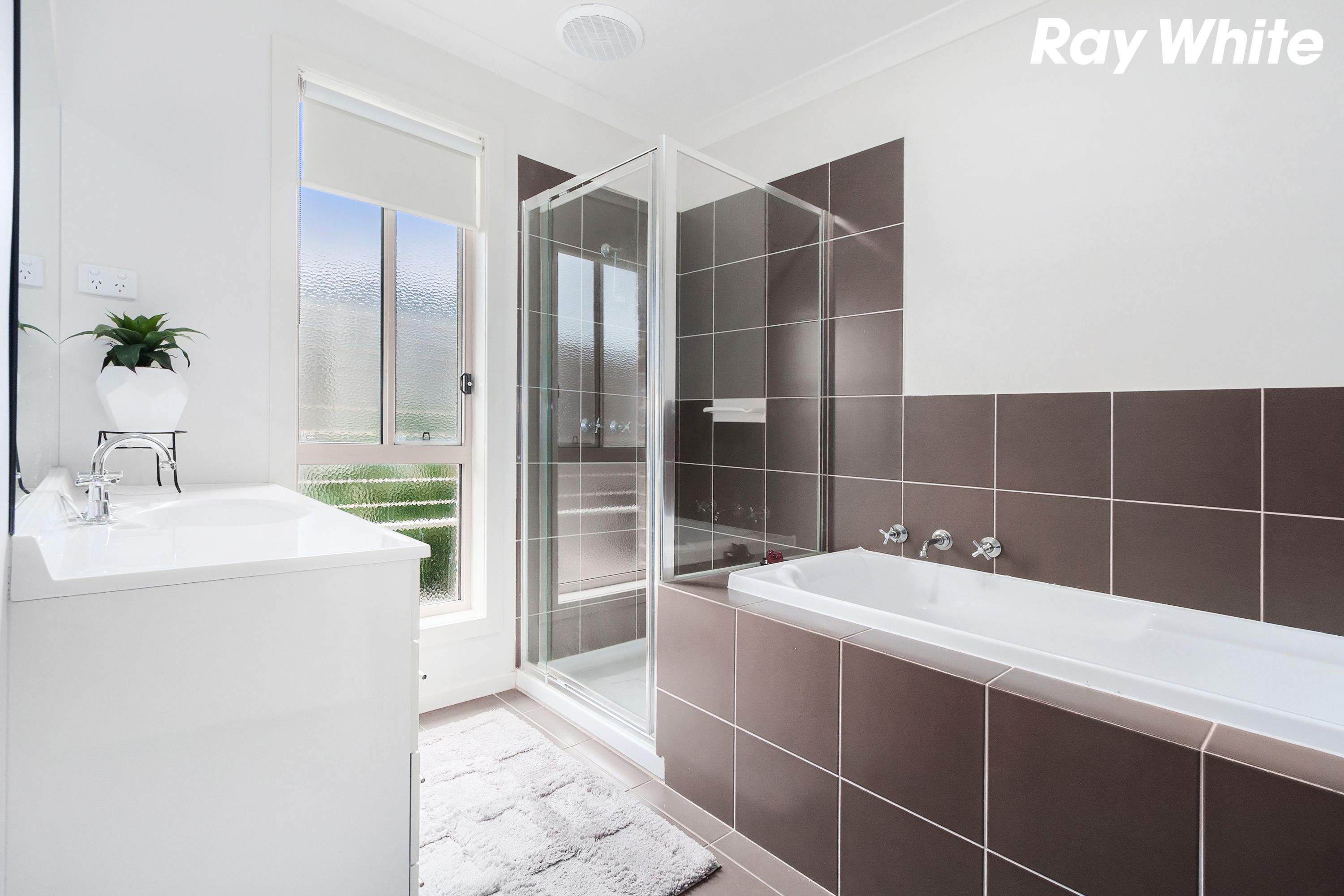 9 Grand Central Boulevard, Pakenham, VIC 3810