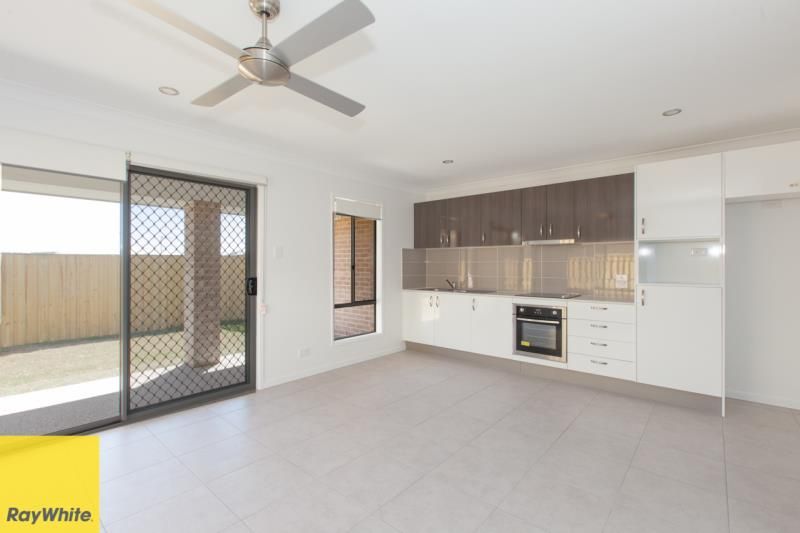 11B Peppertree Street, Pimpama, QLD 4209