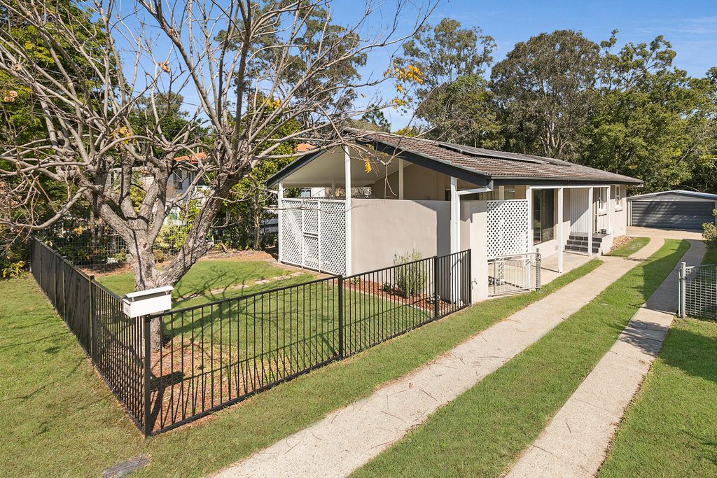 37 Barham Street, Coopers Plains, QLD 4108