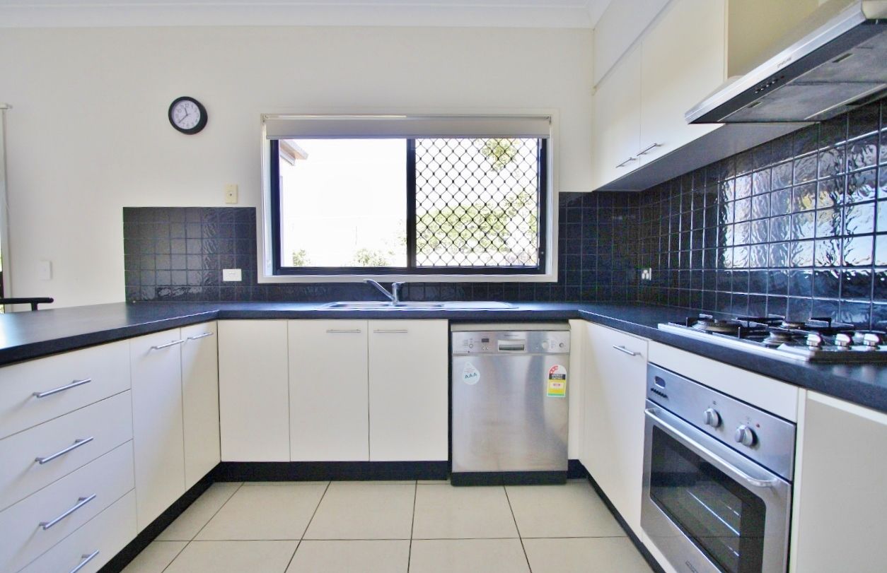 142 Tristania Way, Mount Gravatt East, QLD 4122