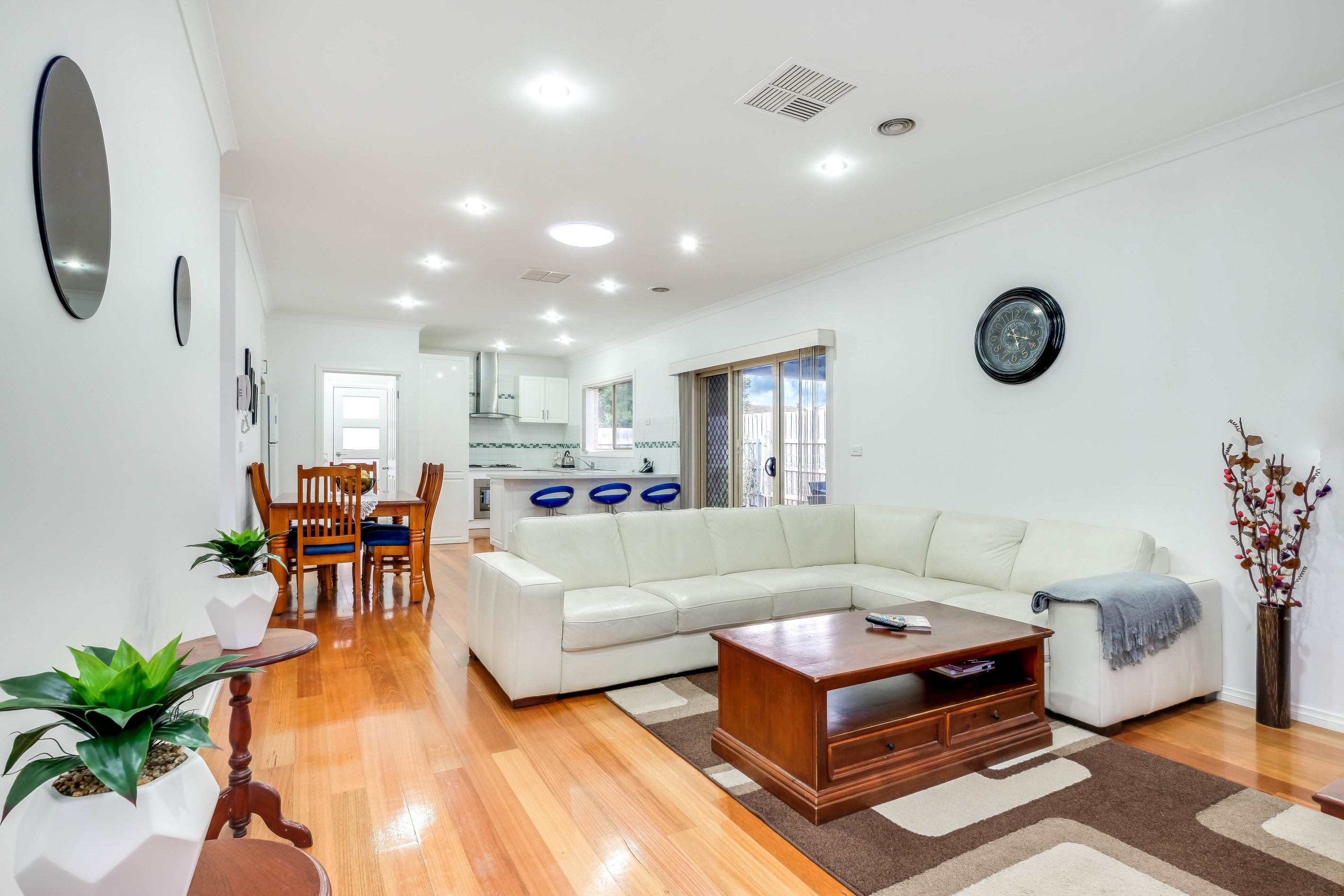 2/15 Osway Street, Broadmeadows, VIC 3047