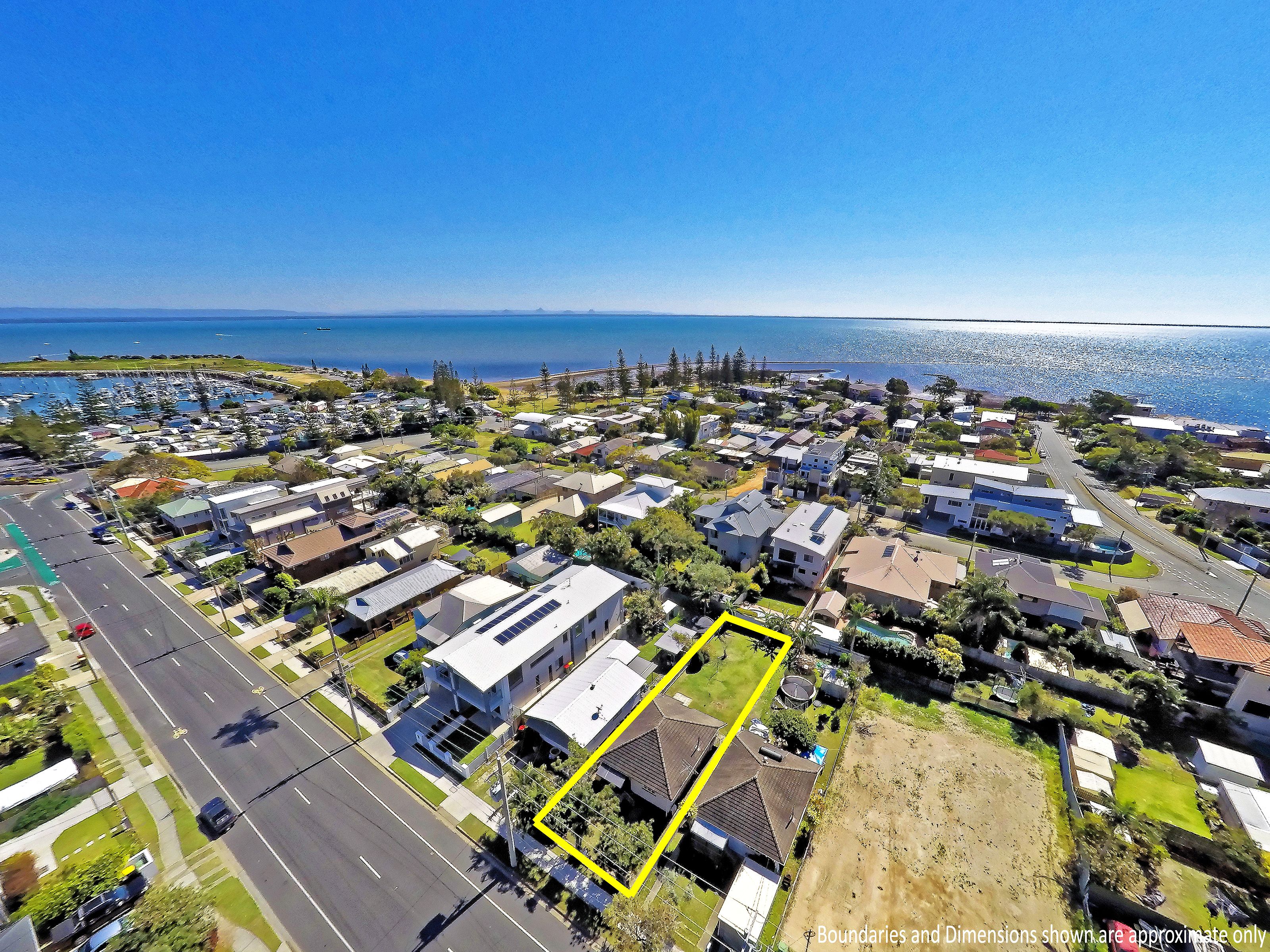 8 Fifth Avenue, Scarborough, QLD 4020
