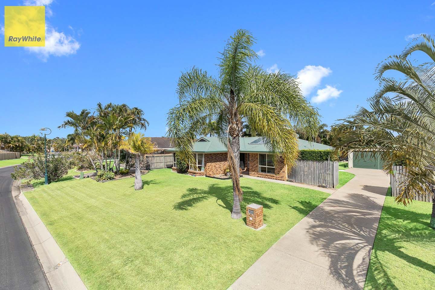 7 Magpie Court, Eli Waters, QLD 4655