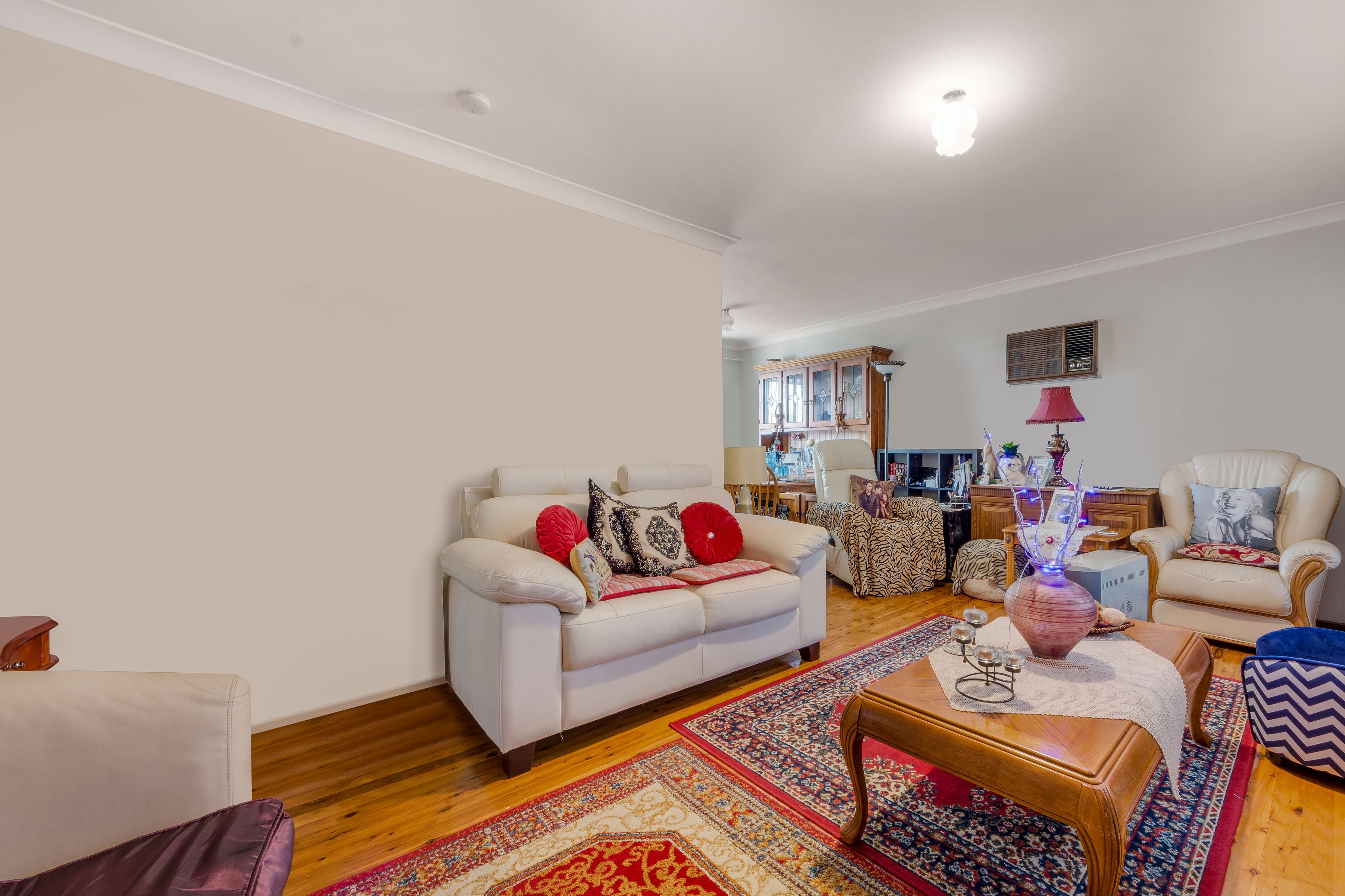 37 Randall Avenue, Minto, NSW 2566