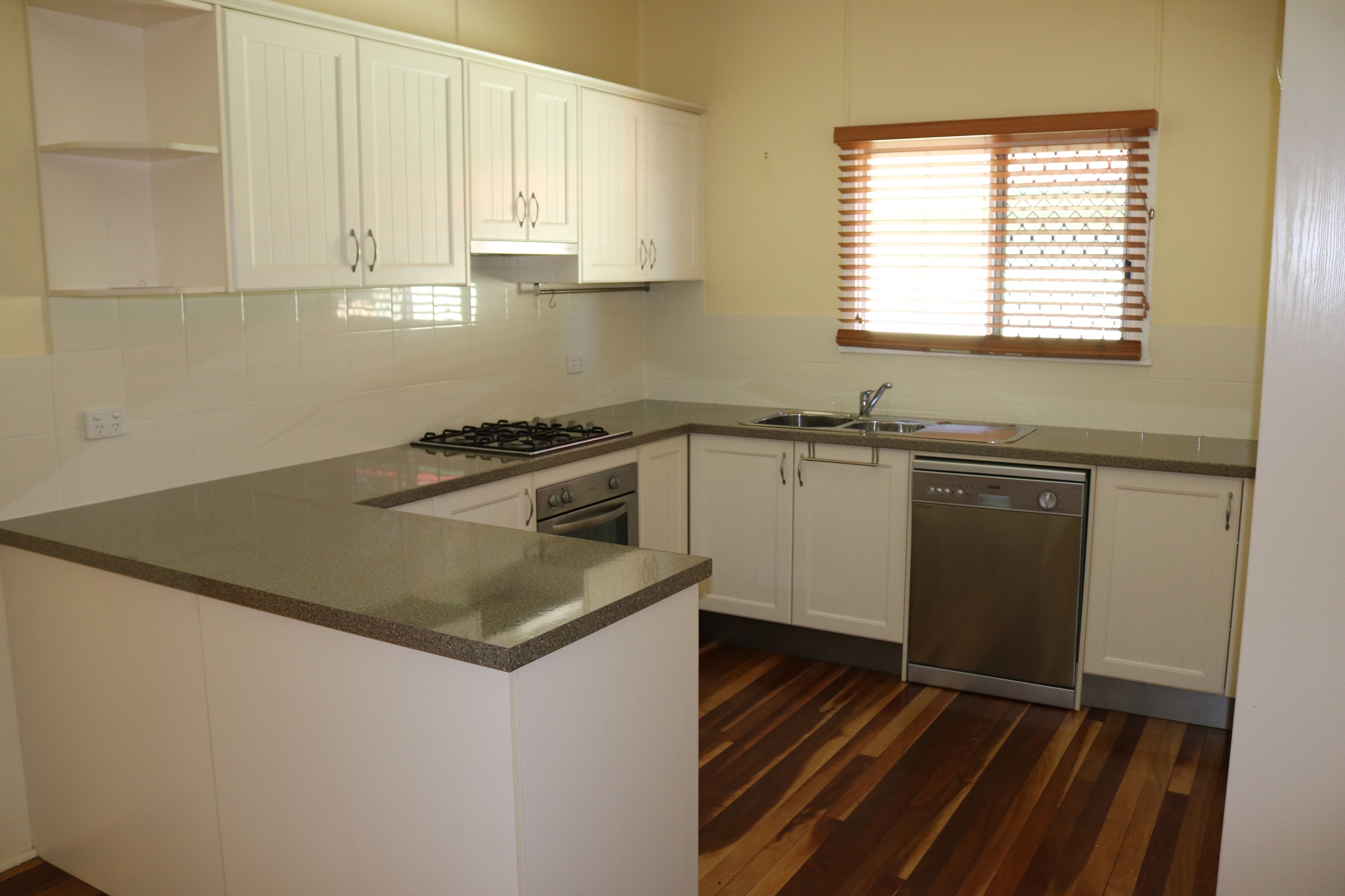 37 Salisbury Road, Ipswich, QLD 4305