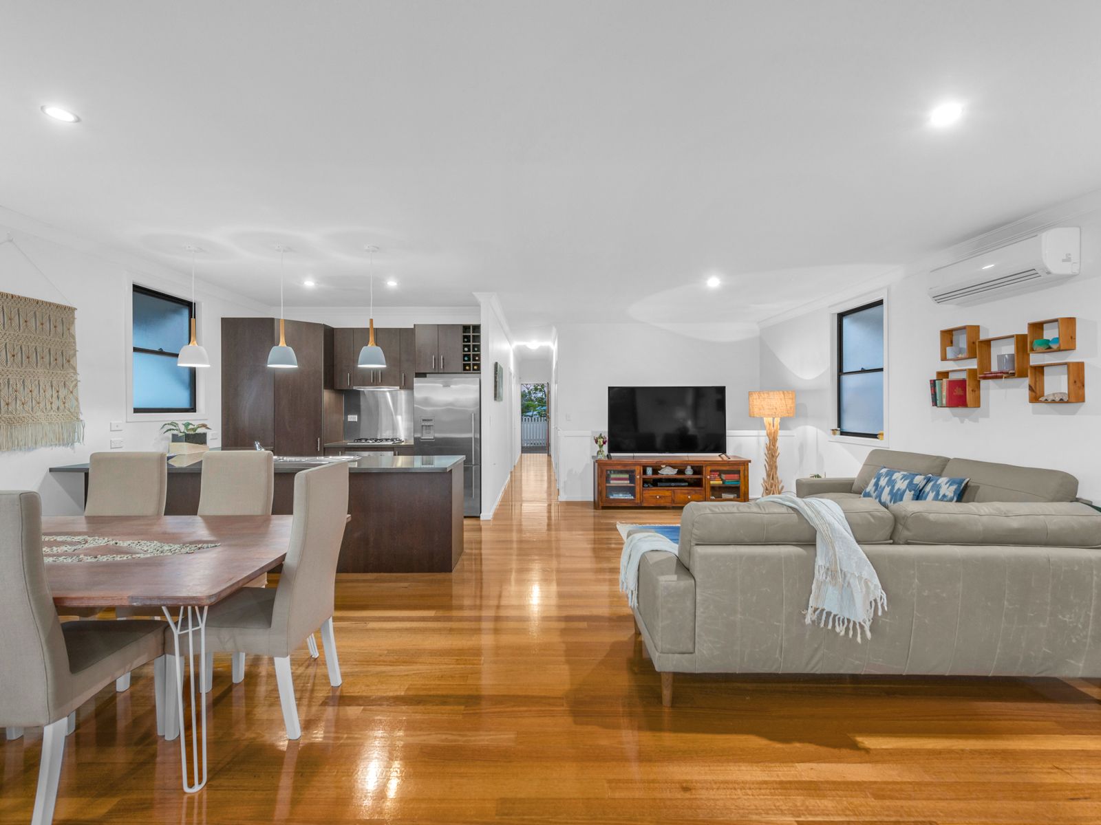 10 Saint Clair Street, Kedron, QLD 4031