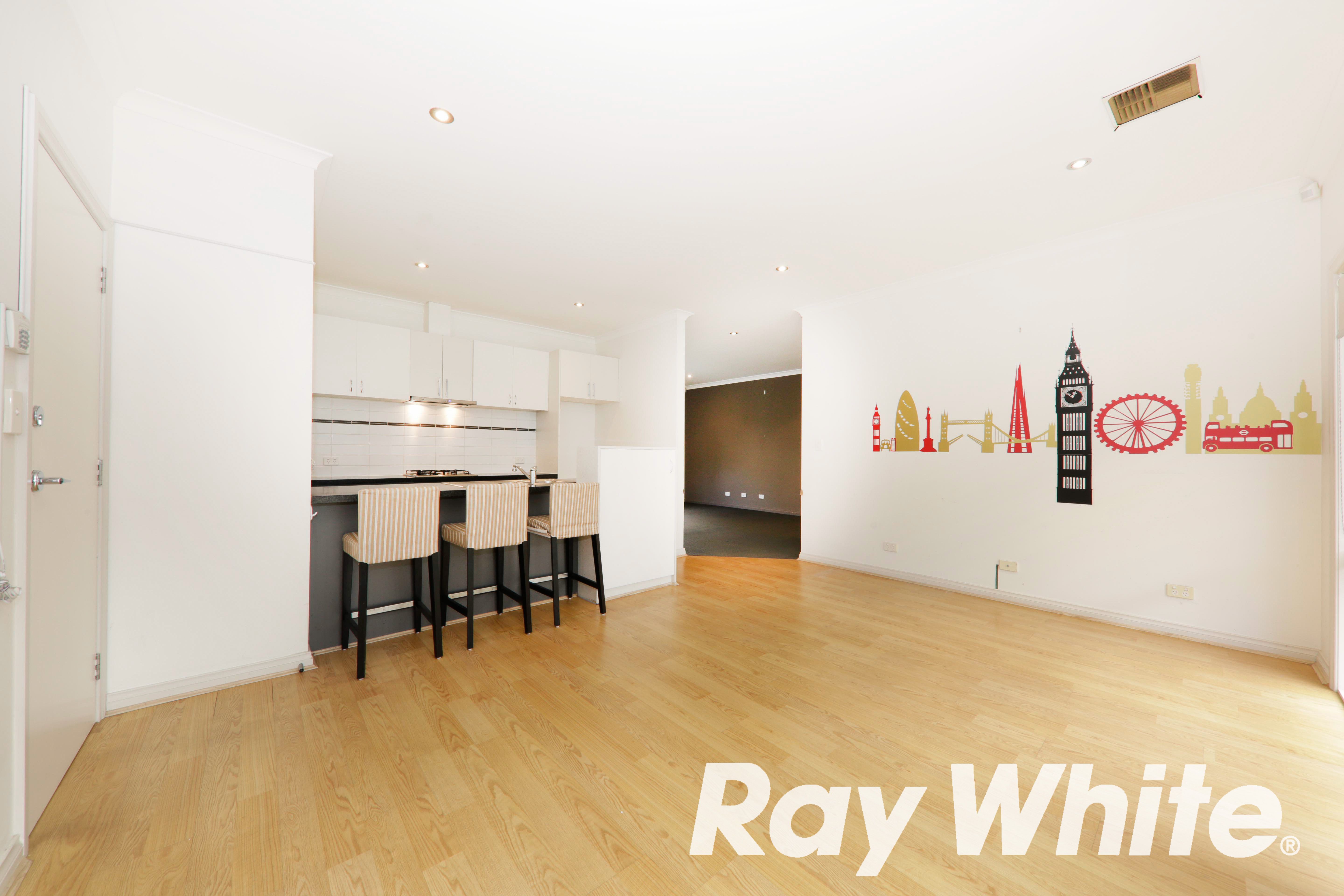 2/2 Finch Street, Burwood, VIC 3125