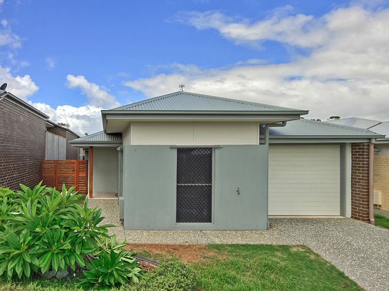 7 Jowarra Street, Kallangur, QLD 4503