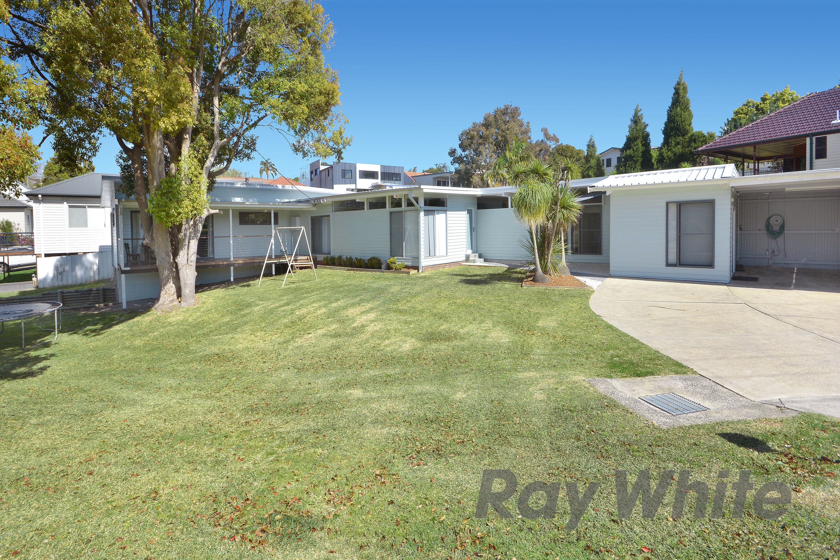 37 Beath Crescent, Kahibah, NSW 2290