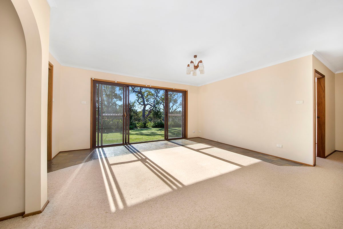 37 Walsh Close, Illawong, NSW 2234