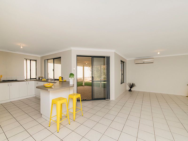 8 Smithers Parkway, Baldivis, WA 6171