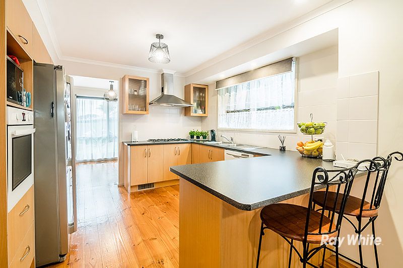 14 Frances Crescent, Cranbourne North, VIC 3977
