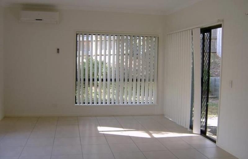 7 Sunsail Lane, Springfield Lakes, QLD 4300