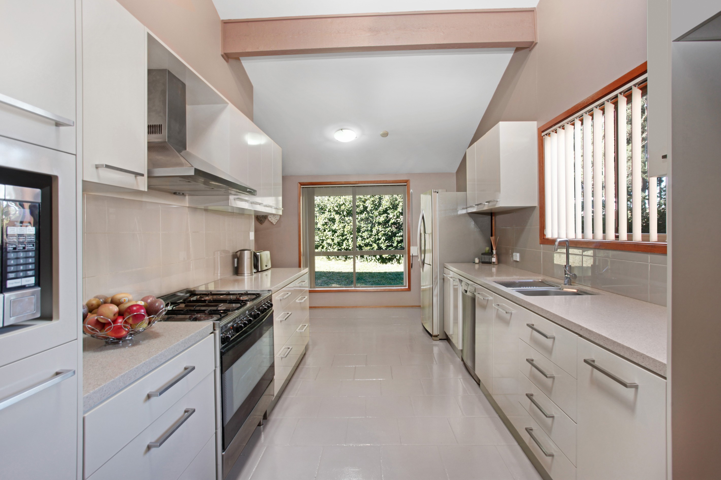 41 Warragamba Crescent, Bossley Park, NSW 2176