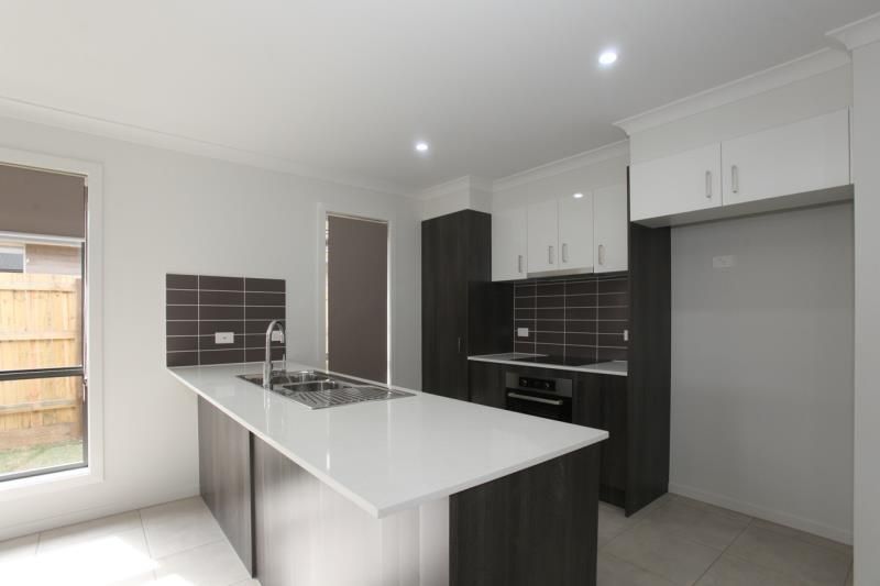 70 Cordeaux Crescent, Redbank Plains, QLD 4301